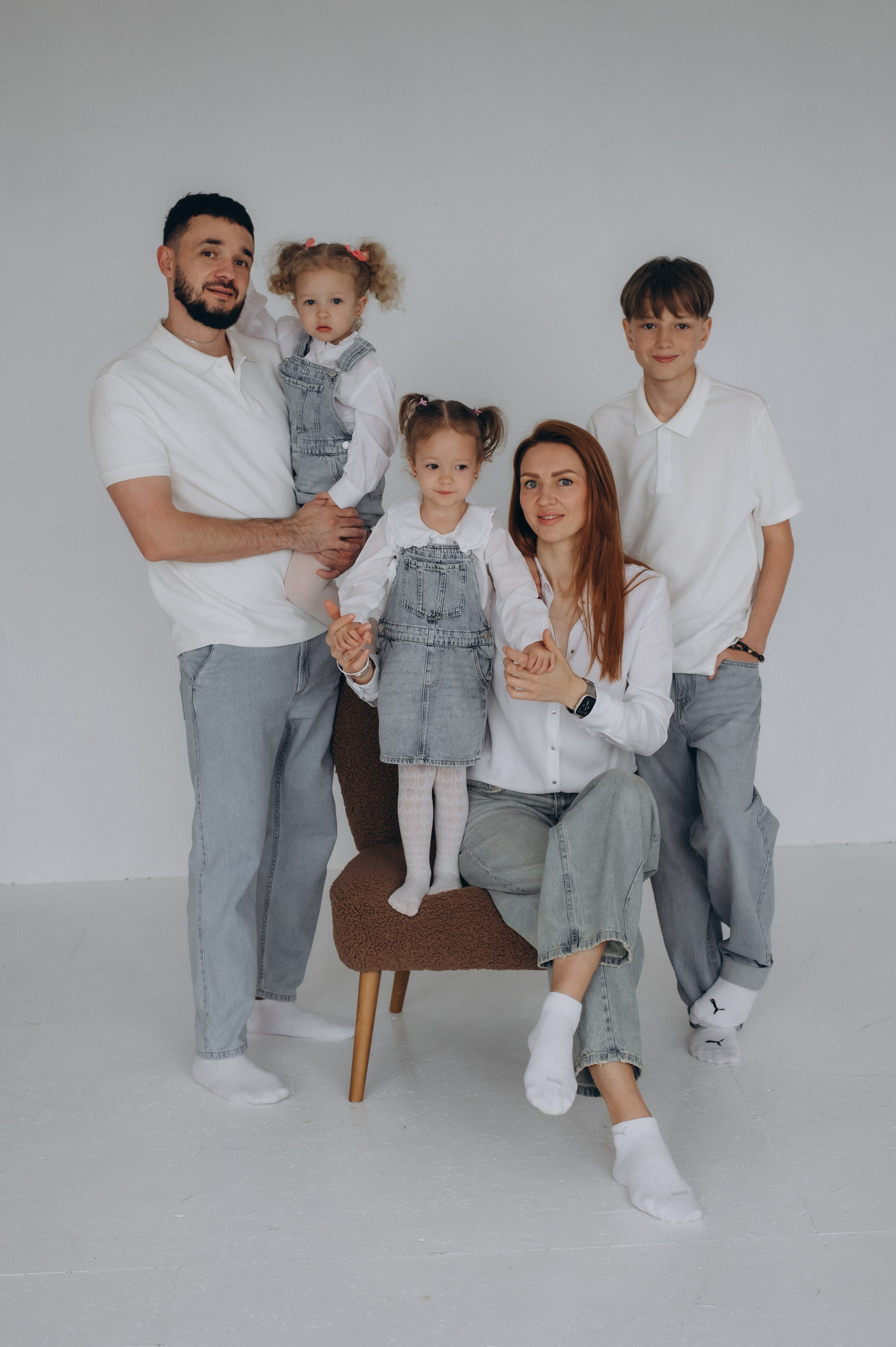 Сімейна фотосесія Тернопіль, сімейний фотограф Тернопіль, фотосесія у студії Тернопіль, дитячий фотограф, портретний фотограф Тернопіль. Сімейний, дитячий та індивідуальний фотограф в м. Тернопіль, м. Львів