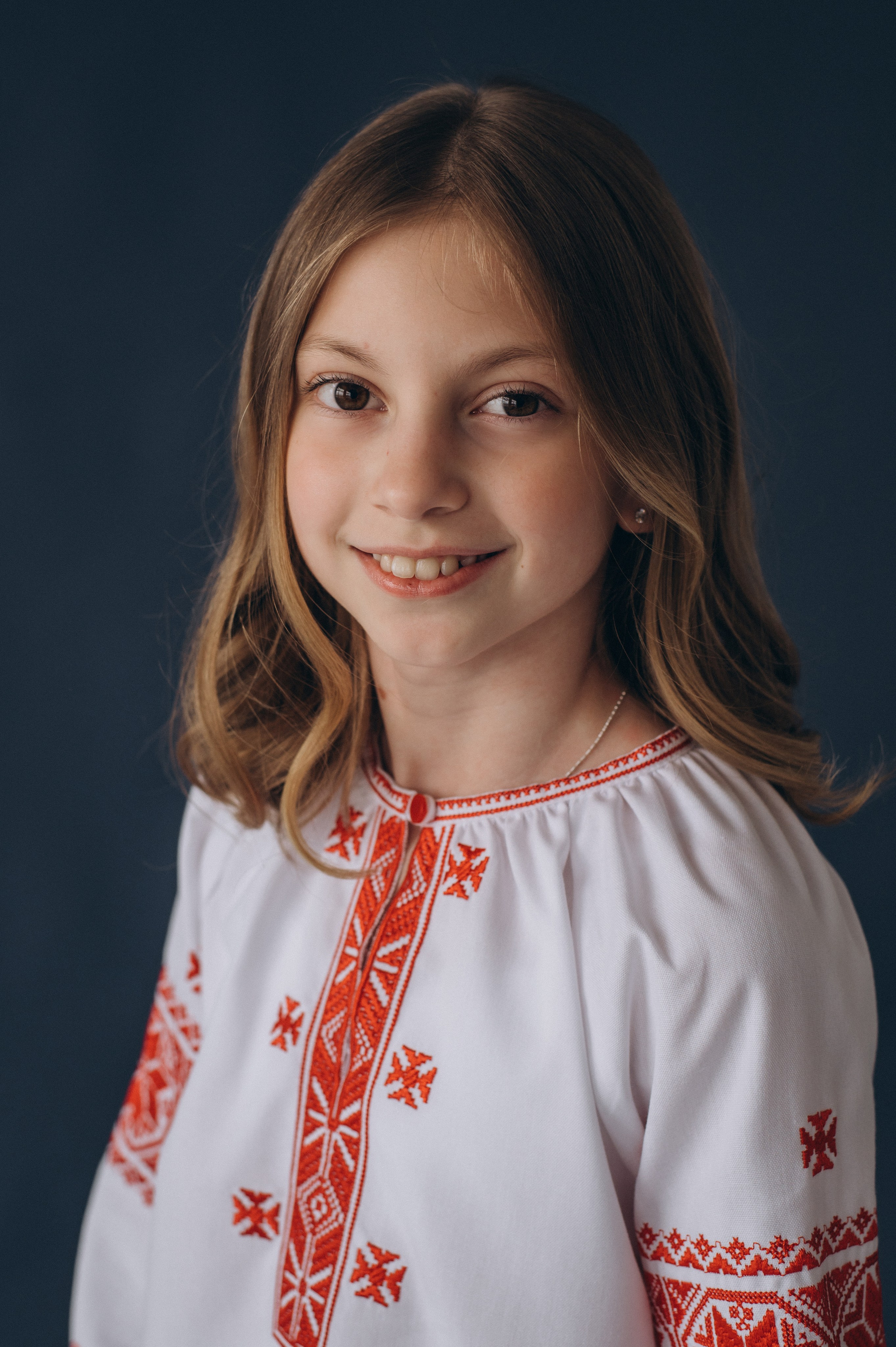 Шкільна фотосесія на віньєтки Тернопіль, фотосесія випускників Тернопіль, зйомка на віньєтки, шкільні фотоальбоми Тернопіль. Сімейний, дитячий та індивідуальний фотограф в м. Тернопіль, м. Львів