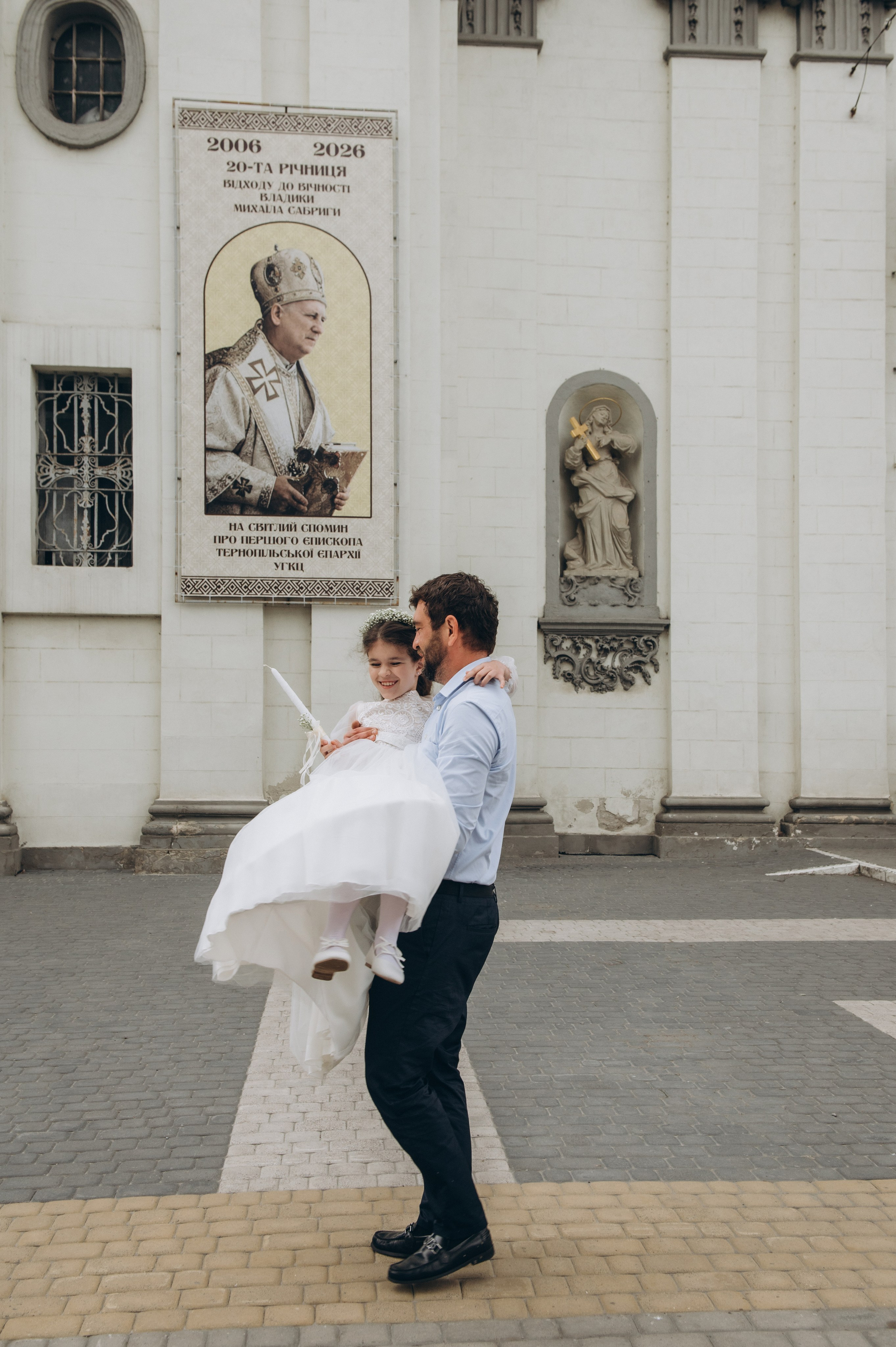 Фотосесія Першого Причастя Тернопіль, фотосесія Причастя Тернопіль, Таїнство Першого Причастя Тернопіль, Катедра Причастя Тернопіль. Сімейний, дитячий та індивідуальний фотограф в м. Тернопіль, м. Львів