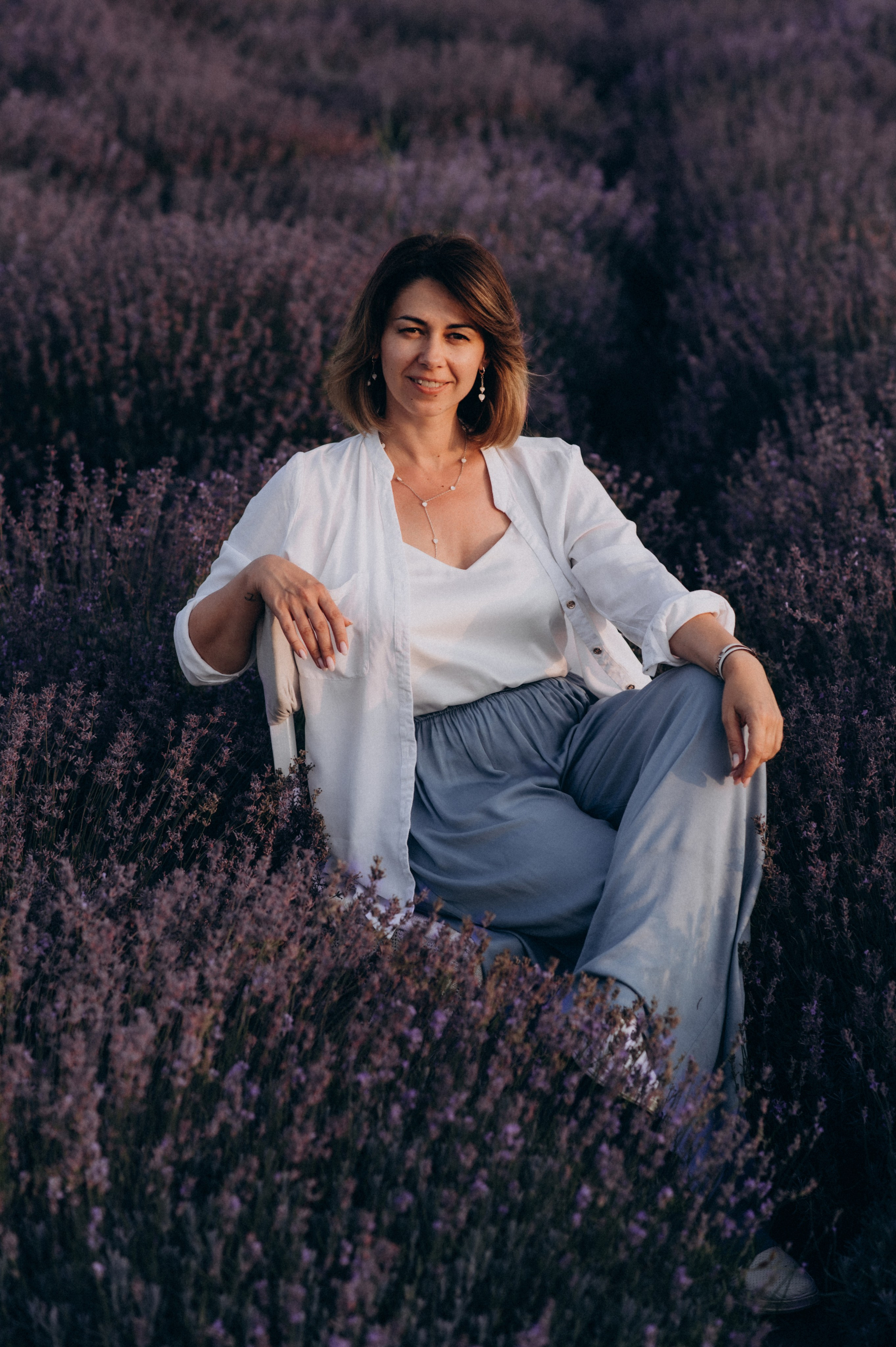 Сімейна фотосесія в лаванді, лав сторі, фотограф Тернопіль, фотосесія в соняхах. Сімейний, дитячий та індивідуальний фотограф в м. Тернопіль, м. Львів