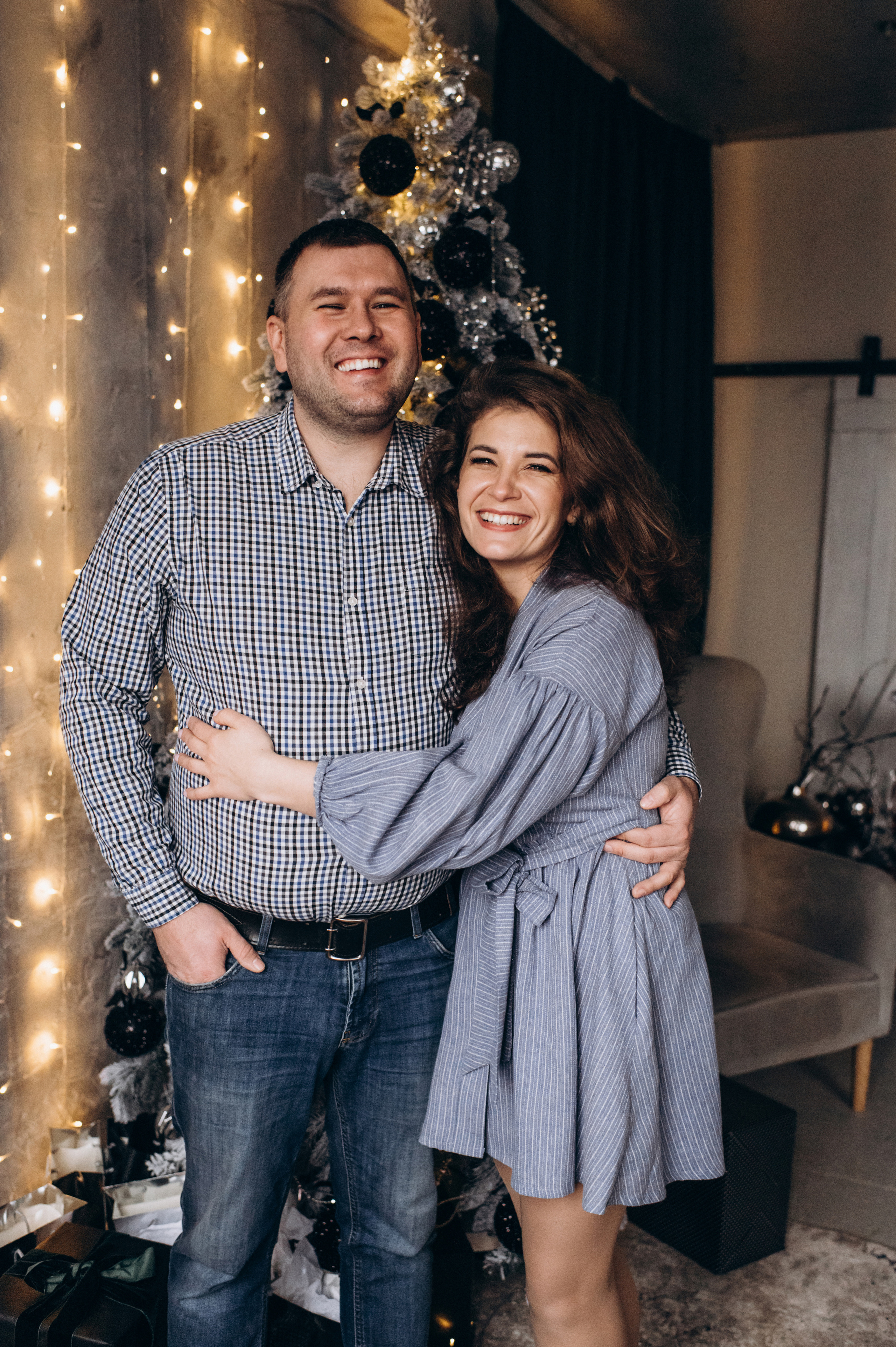 Новорічна сімейна зйомка у студії. Сімейний, дитячий та індивідуальний фотограф в м. Тернопіль, м. Львів