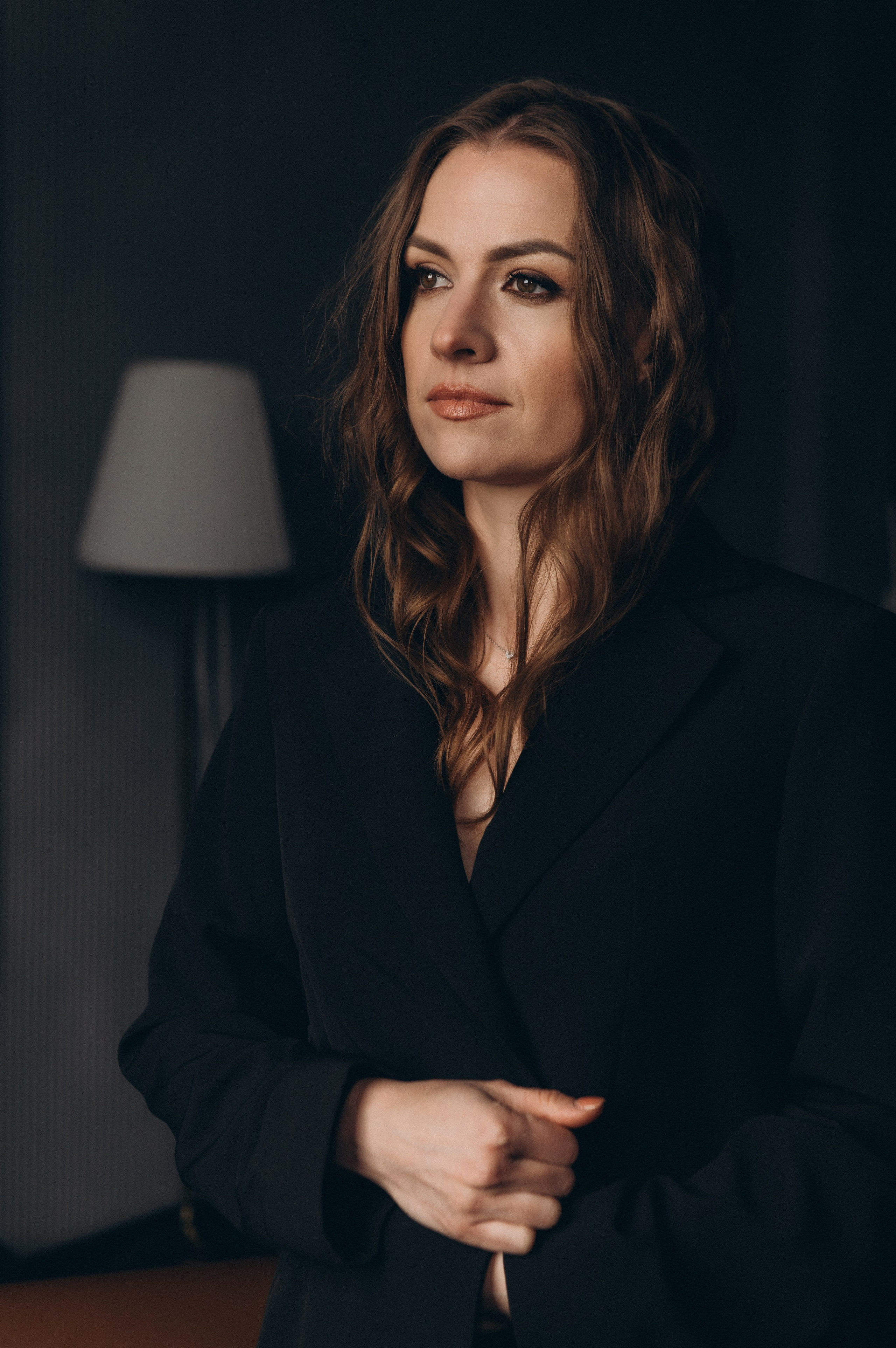 Портретна фотосесія дівчат, контент для лікаря, контент фотосесія Тернопіль, індивідуальна фотосесія Львів, портретний фотограф Тернопіль. Сімейний, дитячий та індивідуальний фотограф в м. Тернопіль, м. Львів