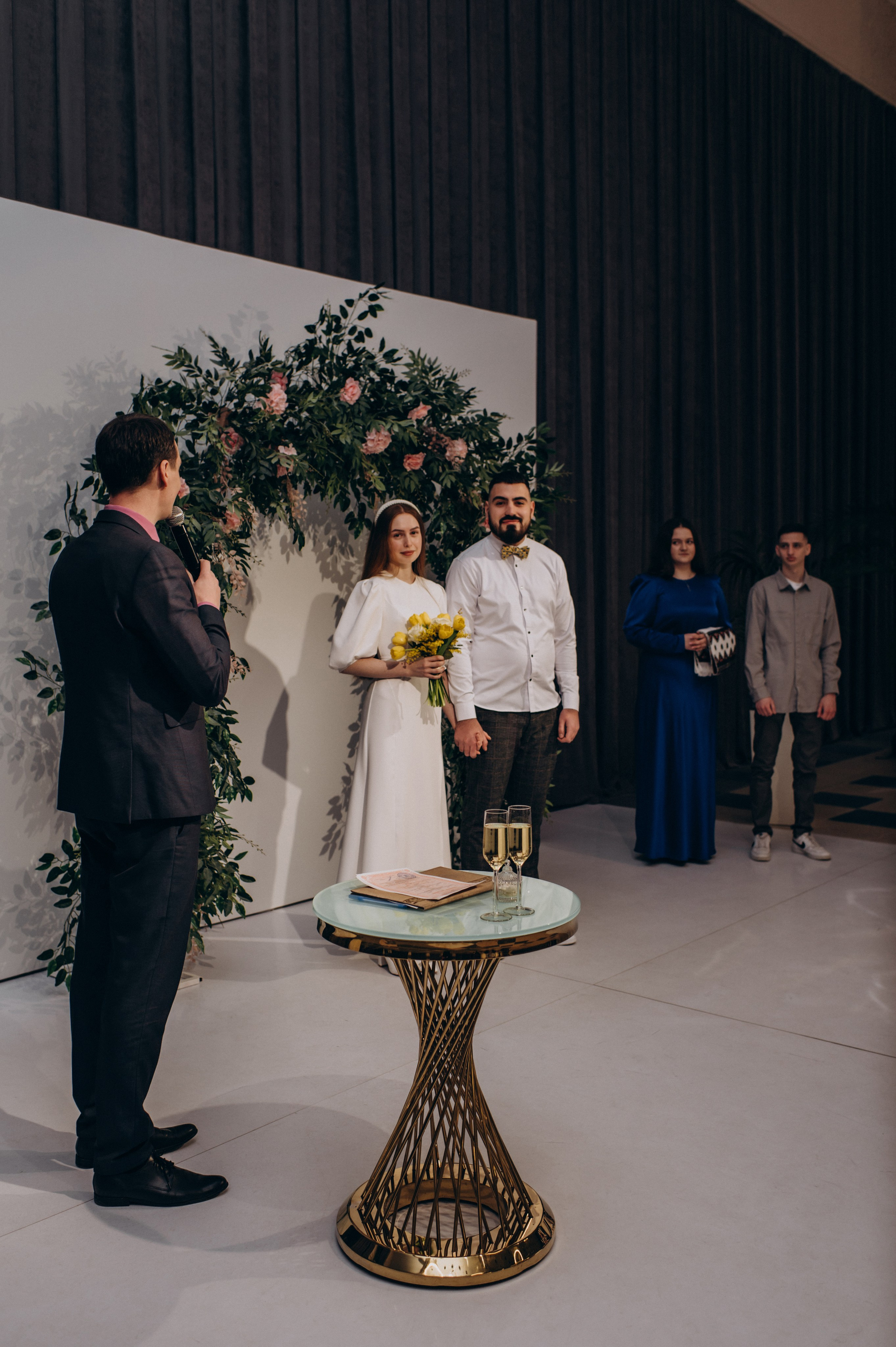 Фотосесія розпису в РАЦС Тернопіль Львів, фотосесія весілля Тернопіль. Сімейний, дитячий та індивідуальний фотограф в м. Тернопіль, м. Львів