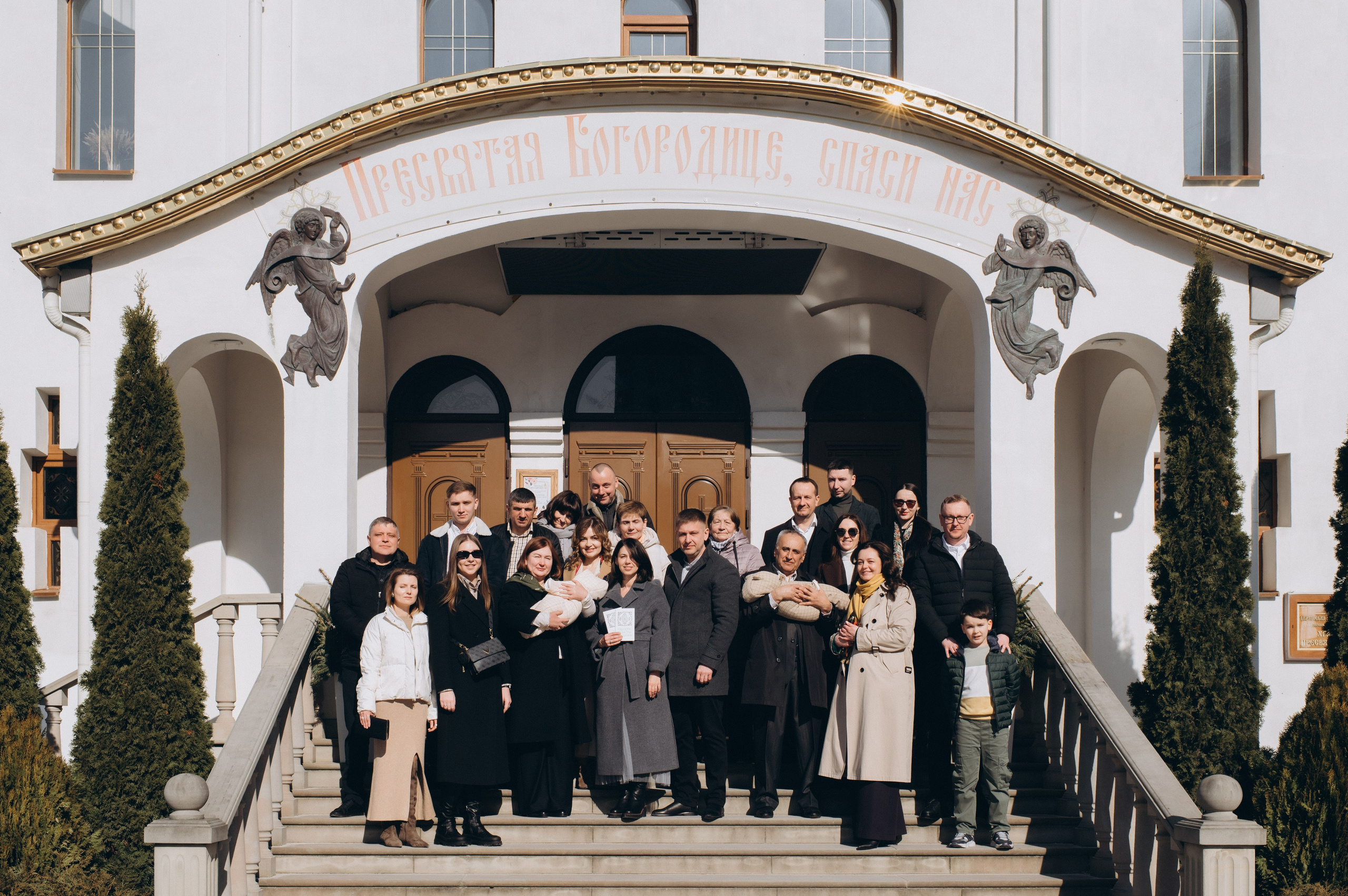Фотосесія Хрещення Тернопіль, зйомка Хрестин Тернопіль, Храм Різдва Пресвятої Богородиці УГКЦ Тернопіль. Сімейний, дитячий та індивідуальний фотограф в м. Тернопіль, м. Львів