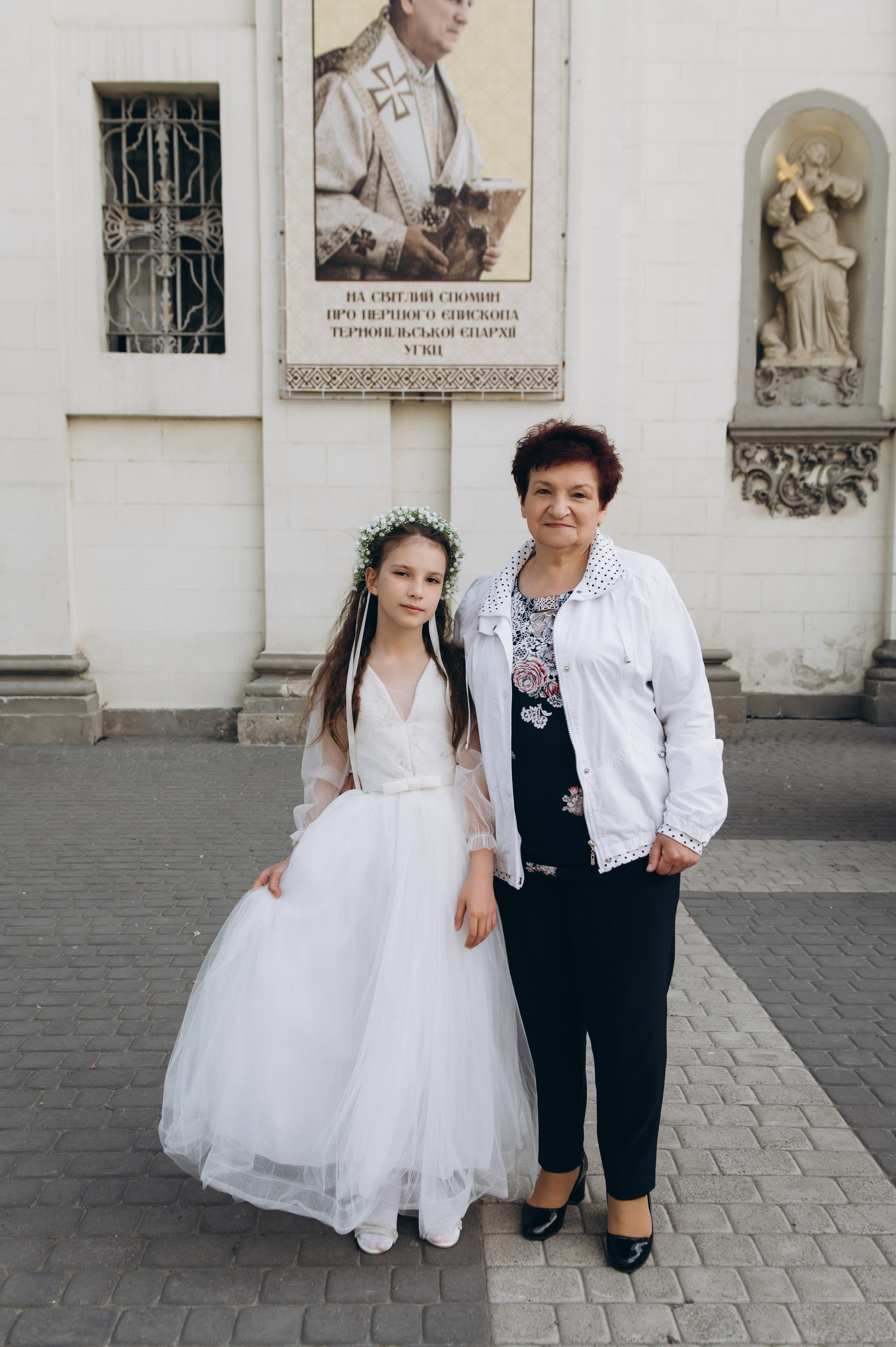 Фотосесія Першого Причастя Тернопіль, фотосесія Причастя Тернопіль, Таїнство Першого Причастя Тернопіль, Катедра Причастя Тернопіль. Сімейний, дитячий та індивідуальний фотограф в м. Тернопіль, м. Львів