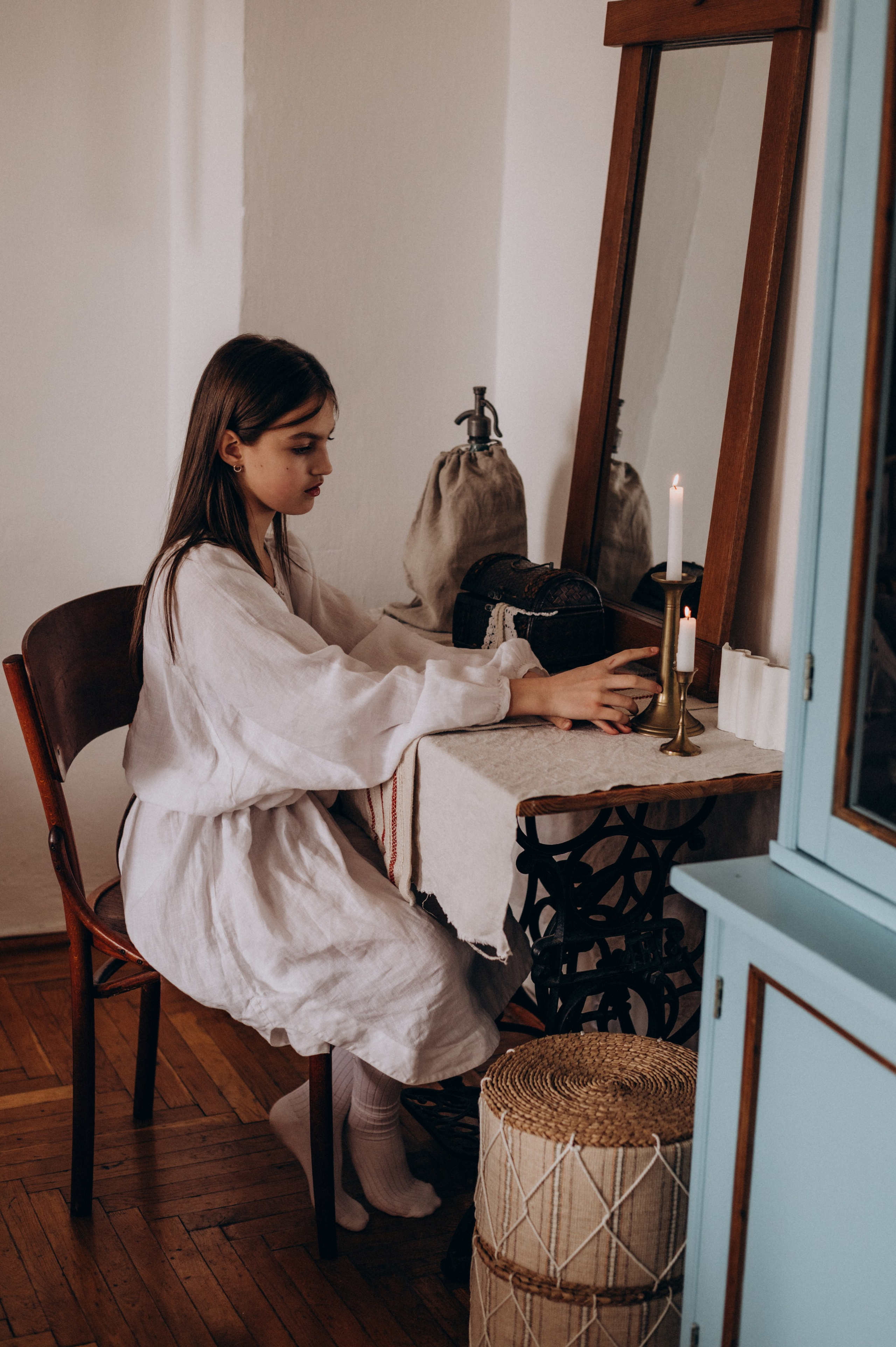 Сімейна фотосесія мами і донечок, зйомка Тернопіль Львів етностиль. Сімейний, дитячий та індивідуальний фотограф в м. Тернопіль, м. Львів