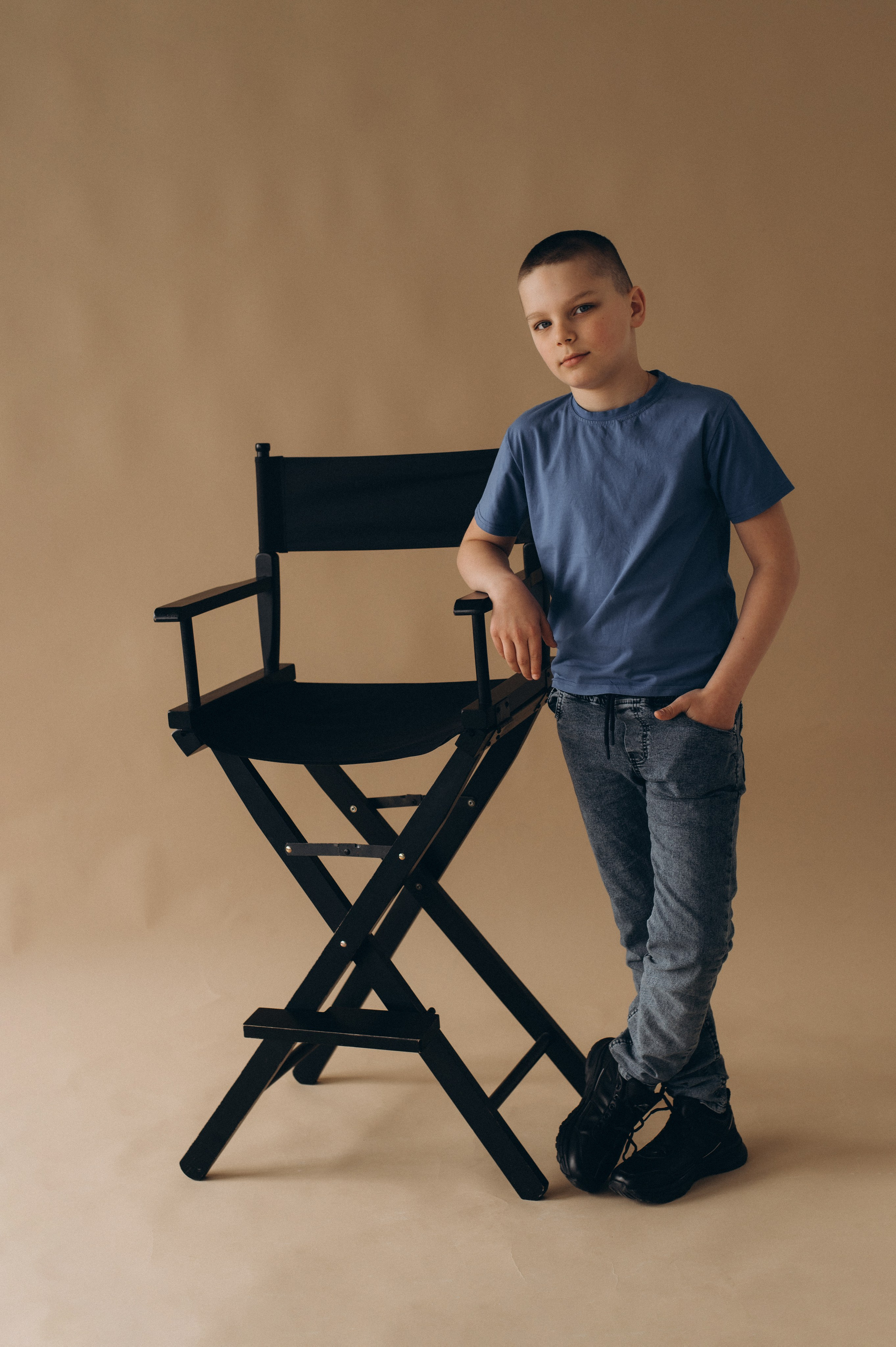 Шкільна фотосесія на віньєтки Тернопіль, шкільні альбоми, фотосесія випускників Тернопіль, випускний альбом, фотограф випускний Тернопіль. Сімейний, дитячий та індивідуальний фотограф в м. Тернопіль, м. Львів