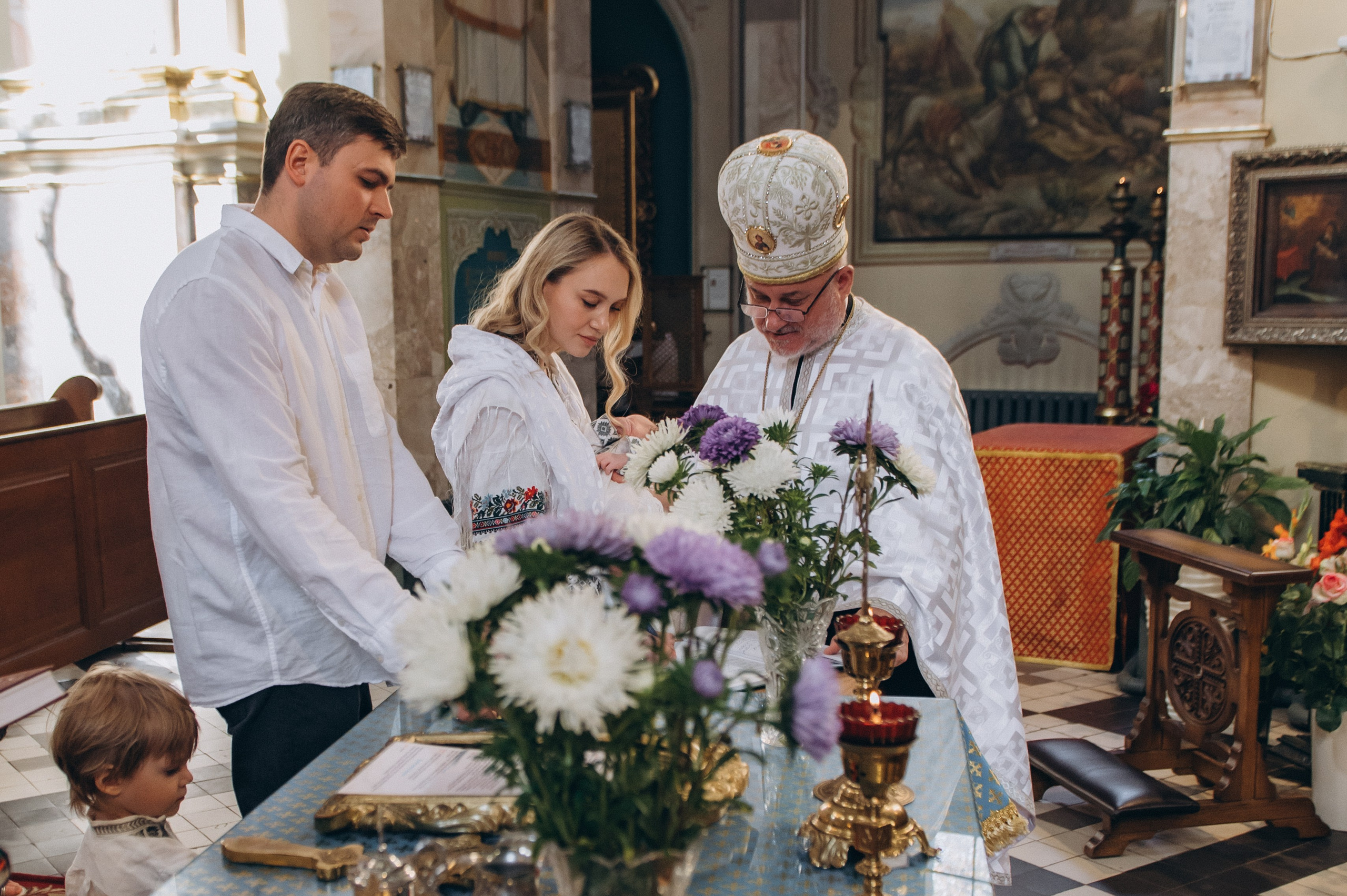 Фотосесія Хрещення Тернопіль, фотосесія хрестин Тернопіль, Катедра Тернопіль, фотосесія хрещення катедра. Сімейний, дитячий та індивідуальний фотограф в м. Тернопіль, м. Львів