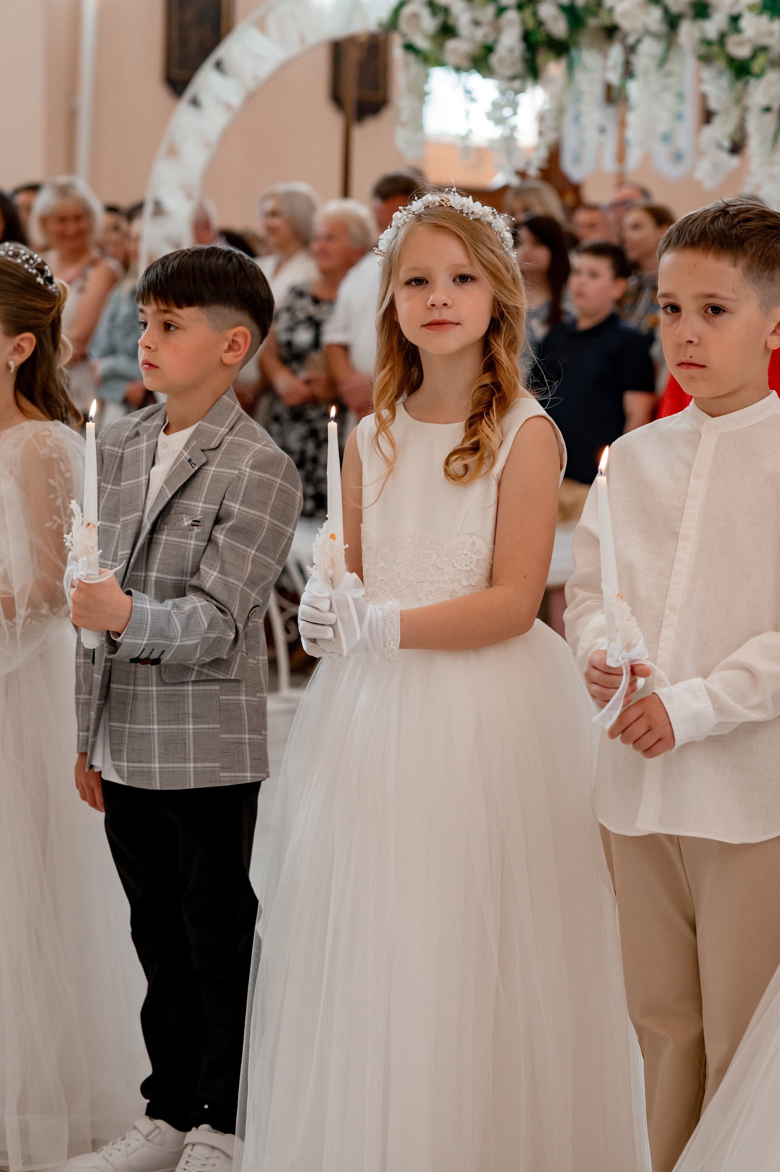 Фотосесія Першого Причастя Тернопіль, зйомка Причастя Тернопіль, Таїнство Першого Причастя Тернопіль, Катедра Причастя Тернопіль. Сімейний, дитячий та індивідуальний фотограф в м. Тернопіль, м. Львів