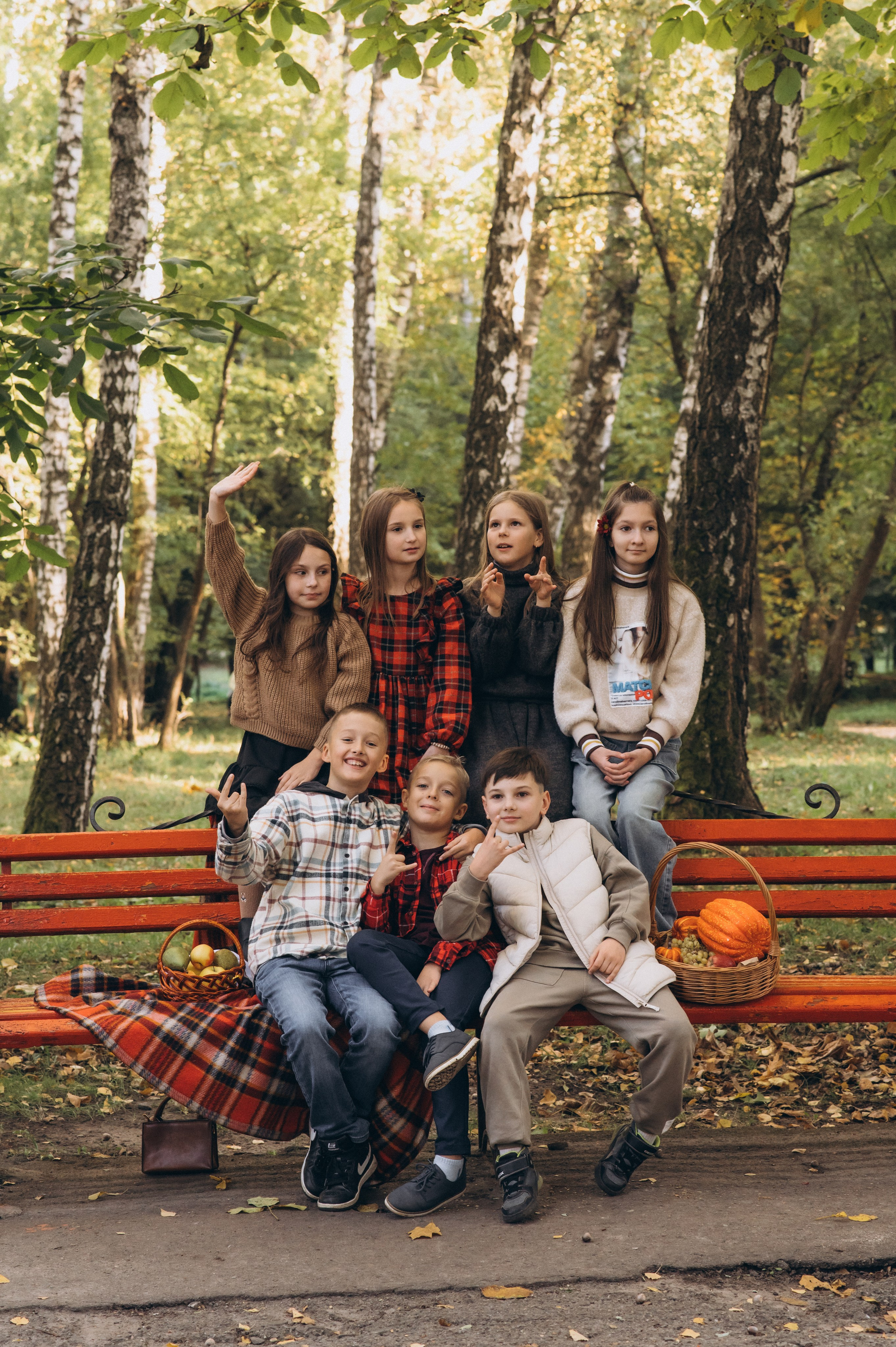 Фотосесія випускників Тернопіль, зйомка на віньєтки Тернопіль, вінєтки, випускні фотоальбоми Тернопіль. Сімейний, дитячий та індивідуальний фотограф в м. Тернопіль, м. Львів