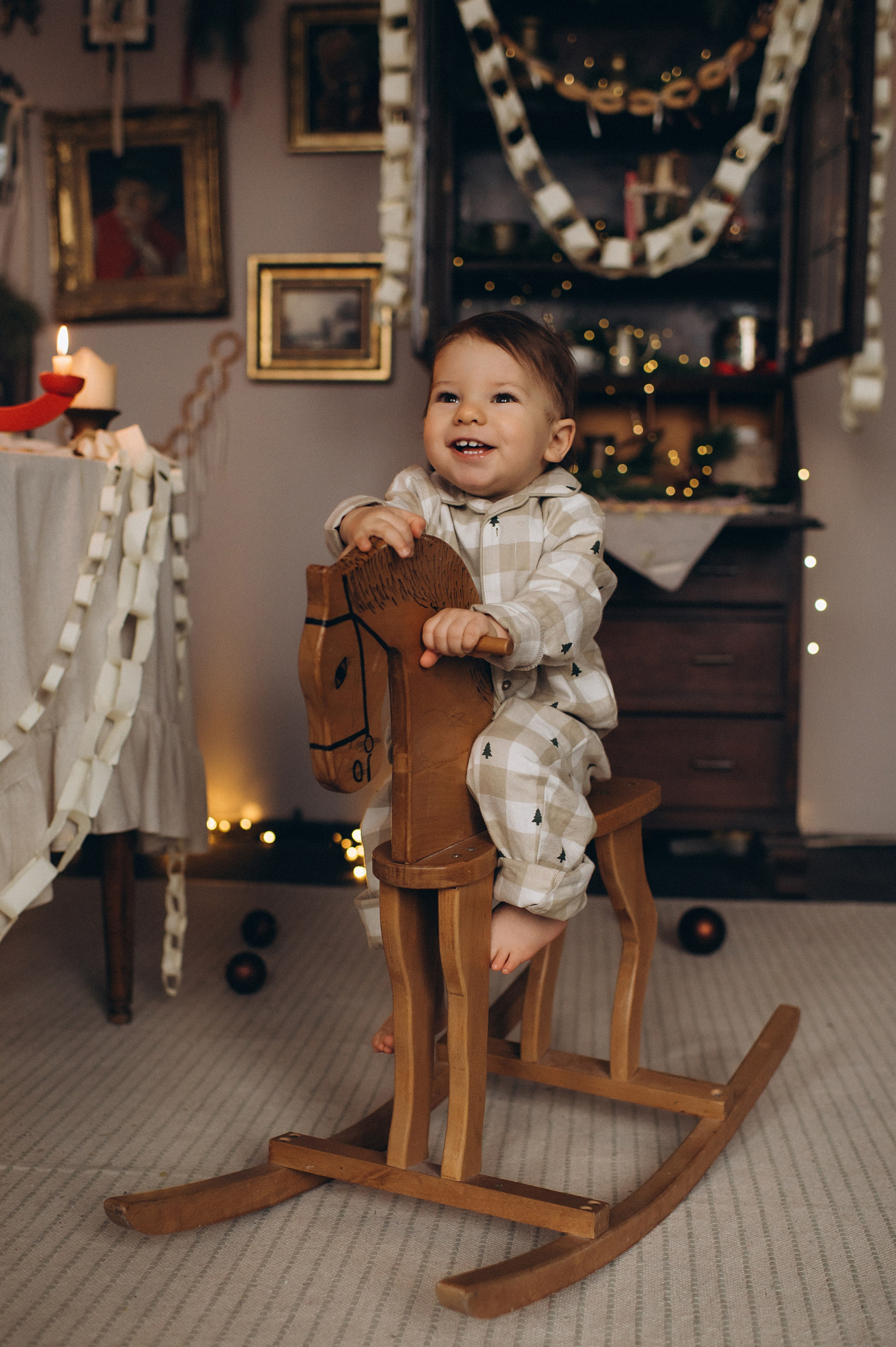 Перший тортик малюка, зйомка першого тортика Тернопіль, новорічна фотосесія, зйомка дня народження, сімейний фотограф Тернопіль, cakesmash. Сімейний, дитячий та індивідуальний фотограф в м. Тернопіль, м. Львів