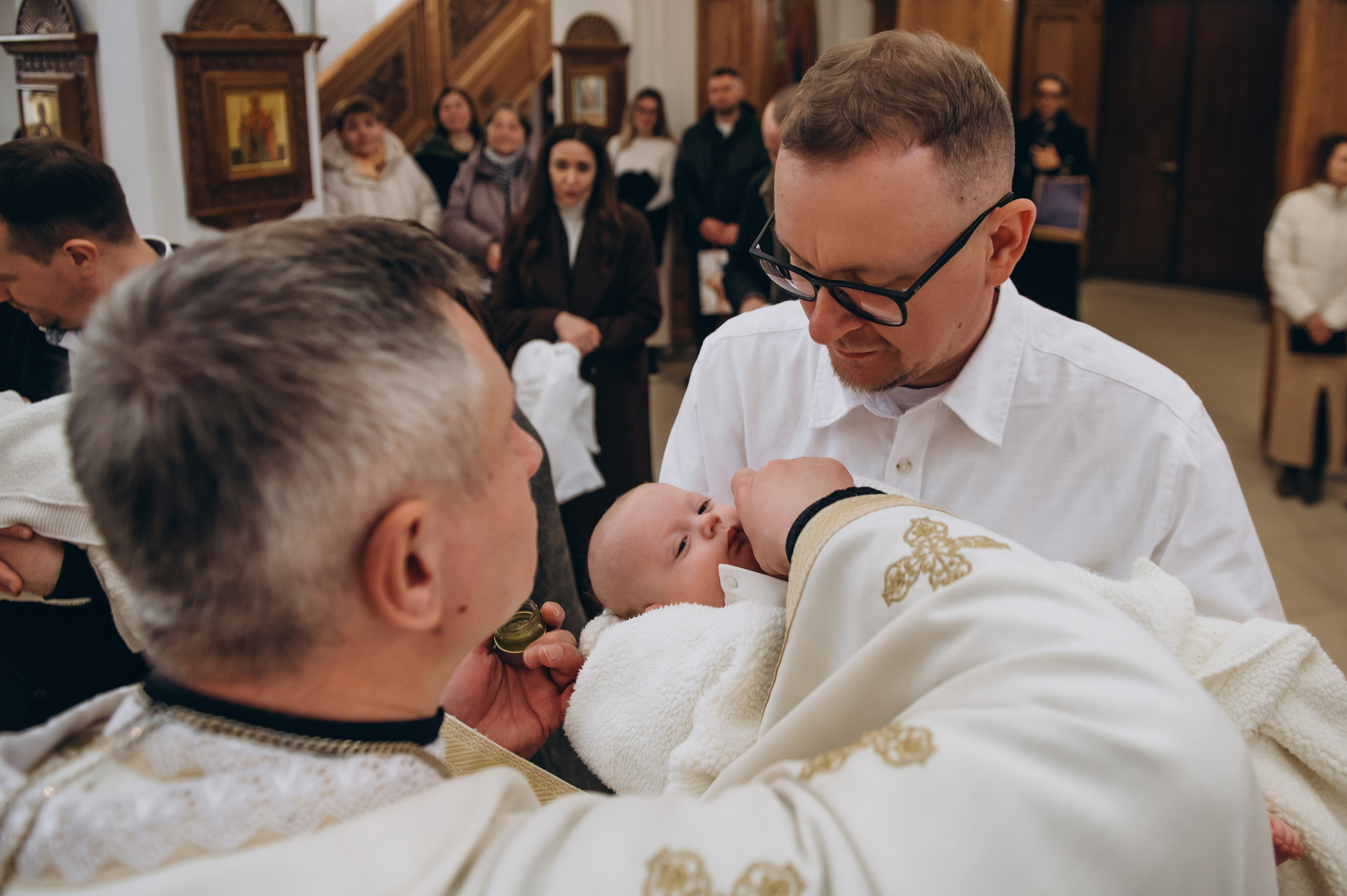 Фотосесія Хрещення Тернопіль, зйомка Хрестин Тернопіль, Храм Різдва Пресвятої Богородиці УГКЦ Тернопіль. Сімейний, дитячий та індивідуальний фотограф в м. Тернопіль, м. Львів