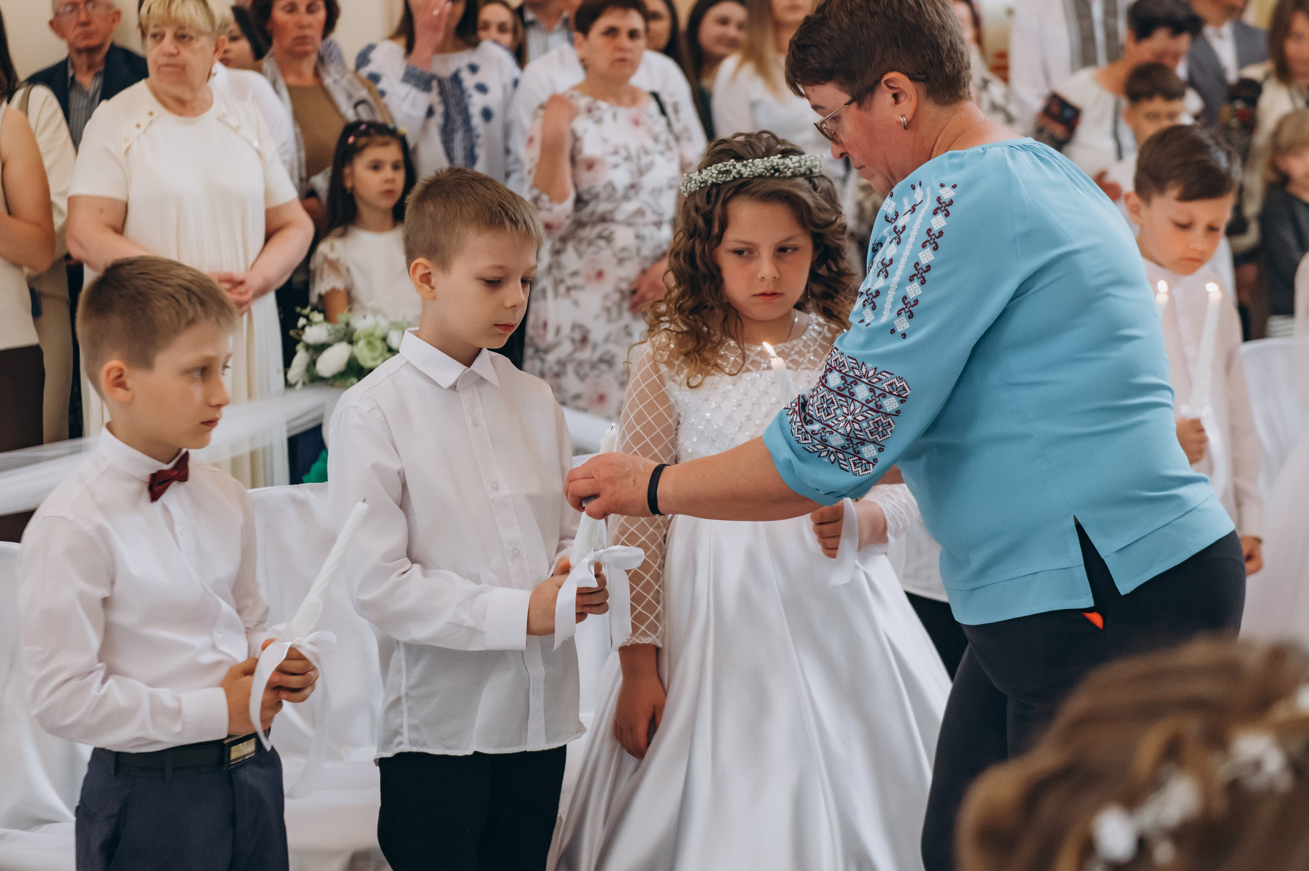 Фотосесія Причастя Тернопіль, зйомка Причастя, фотограф на Причастя Тернопіль, Причастя Львів, церква Петра і Павла. Сімейний, дитячий та індивідуальний фотограф в м. Тернопіль, м. Львів