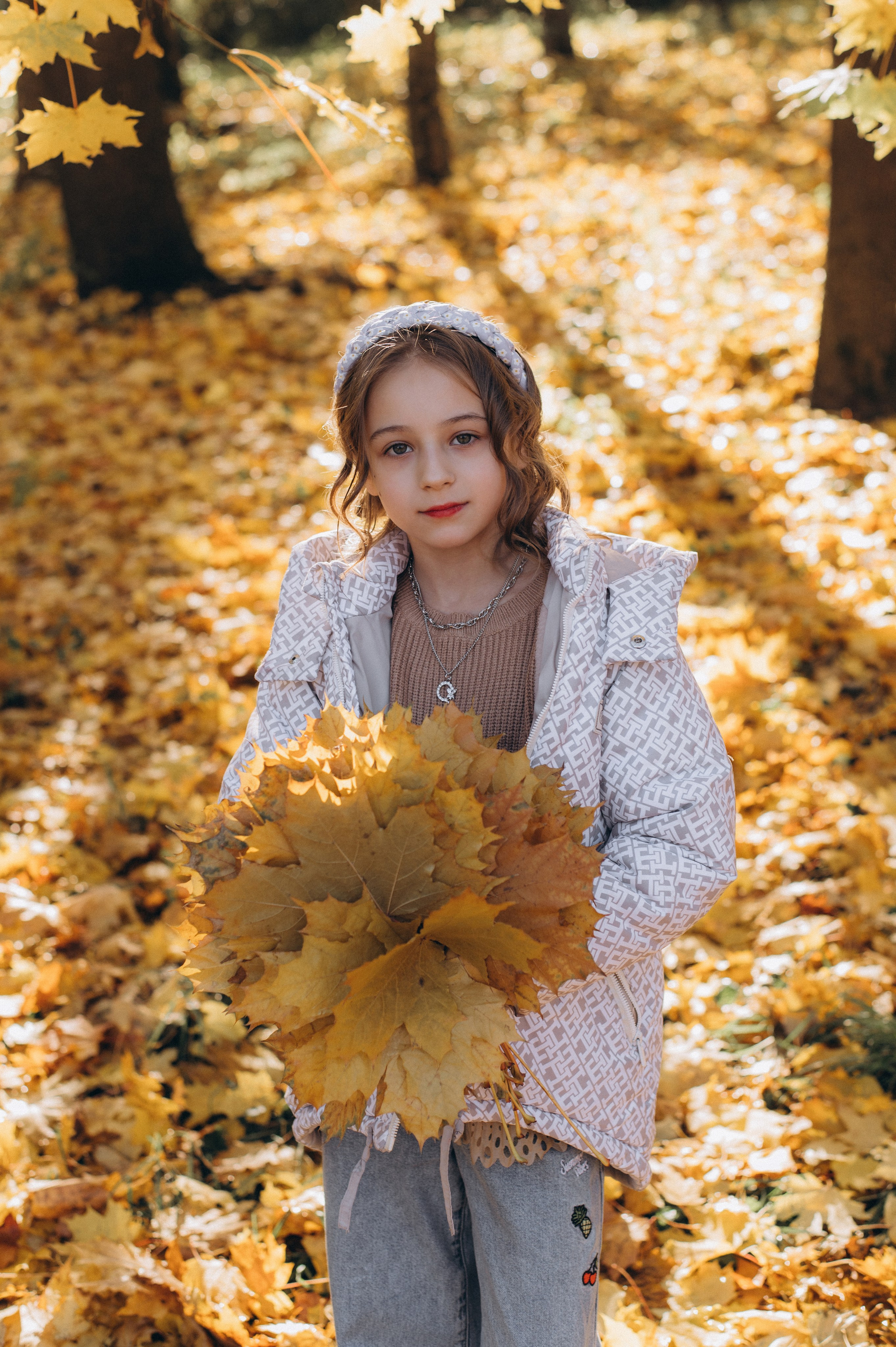 Осіння фотосесія 4 класу на віньєтки, випускні фотоальбоми Тернопіль, фотосесія випускників Тернопіль, шкільний випускний альбом Тернопіль. Сімейний, дитячий та індивідуальний фотограф в м. Тернопіль, м. Львів