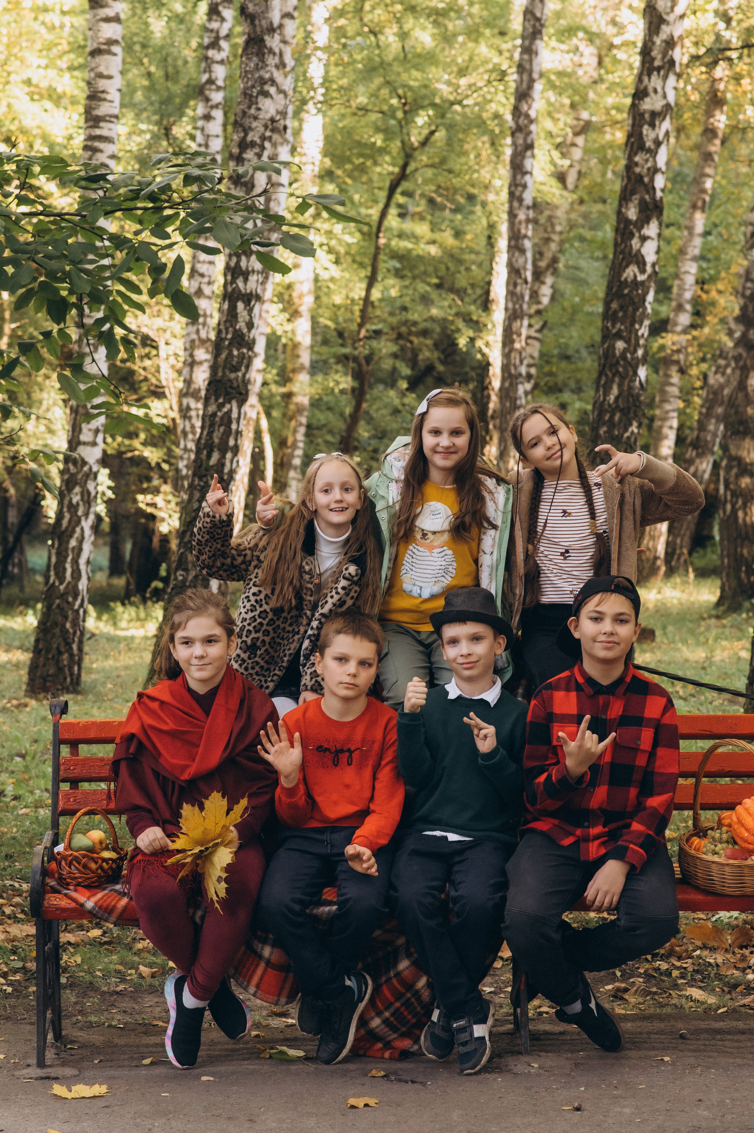 Фотосесія випускників Тернопіль, зйомка на віньєтки Тернопіль, вінєтки, випускні фотоальбоми Тернопіль. Сімейний, дитячий та індивідуальний фотограф в м. Тернопіль, м. Львів