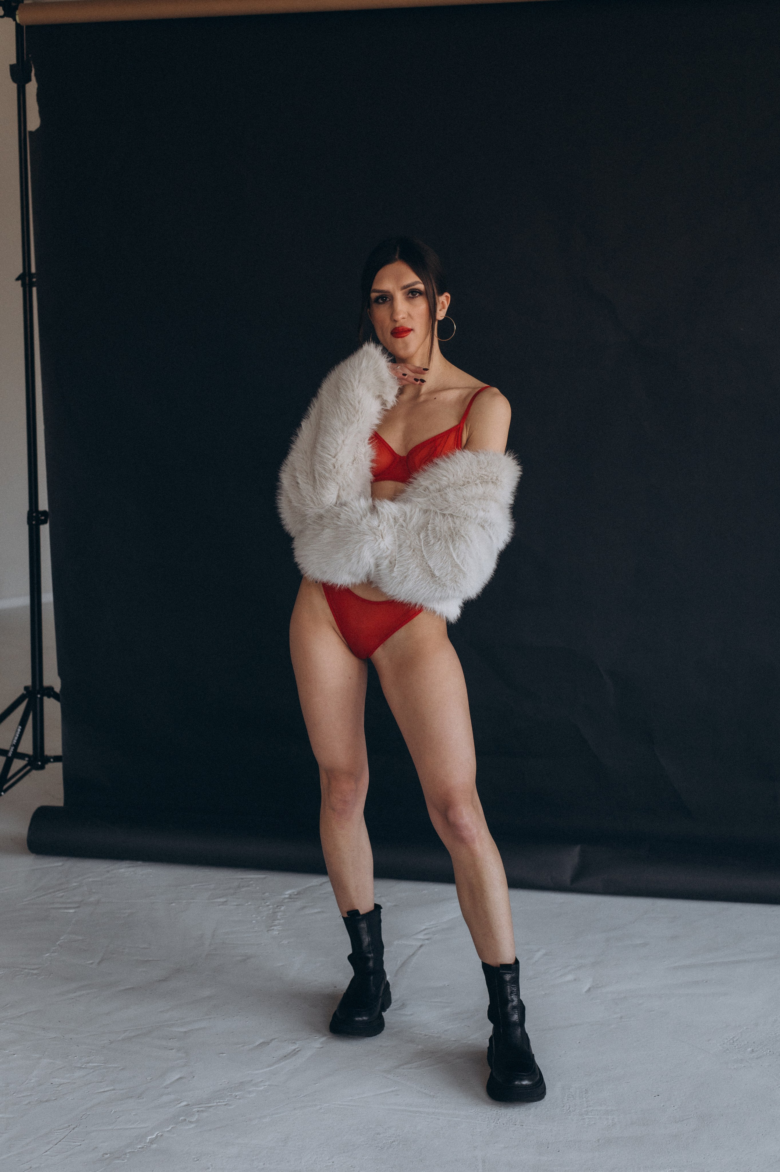 Індивідуальна фотосесія Тернопіль, студійна зйомка Львів, портретний фотограф Тернопіль. Сімейний, дитячий та індивідуальний фотограф в м. Тернопіль, м. Львів