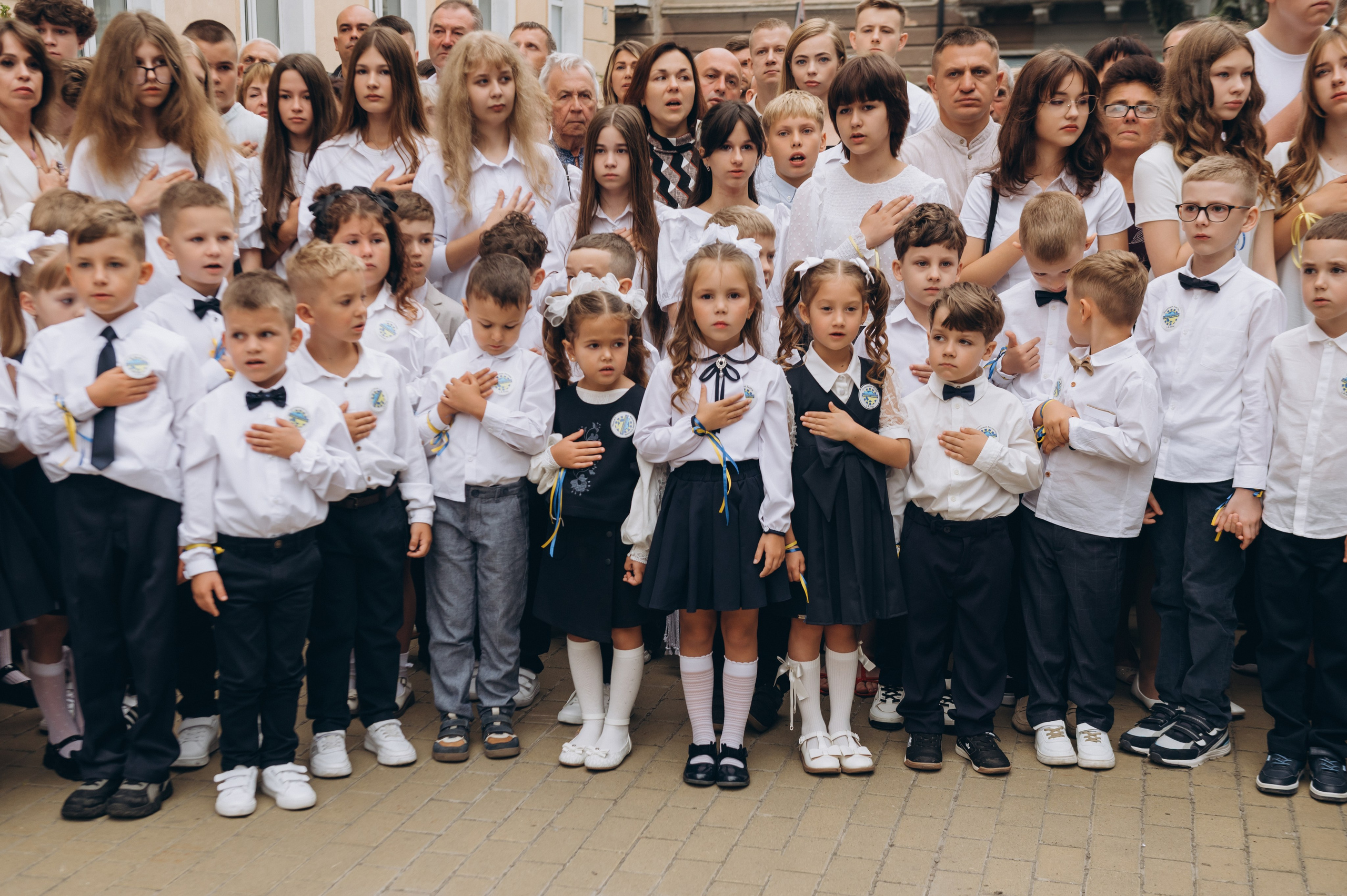 Перший дзвоник у Тернополі, фотосесія першокласників