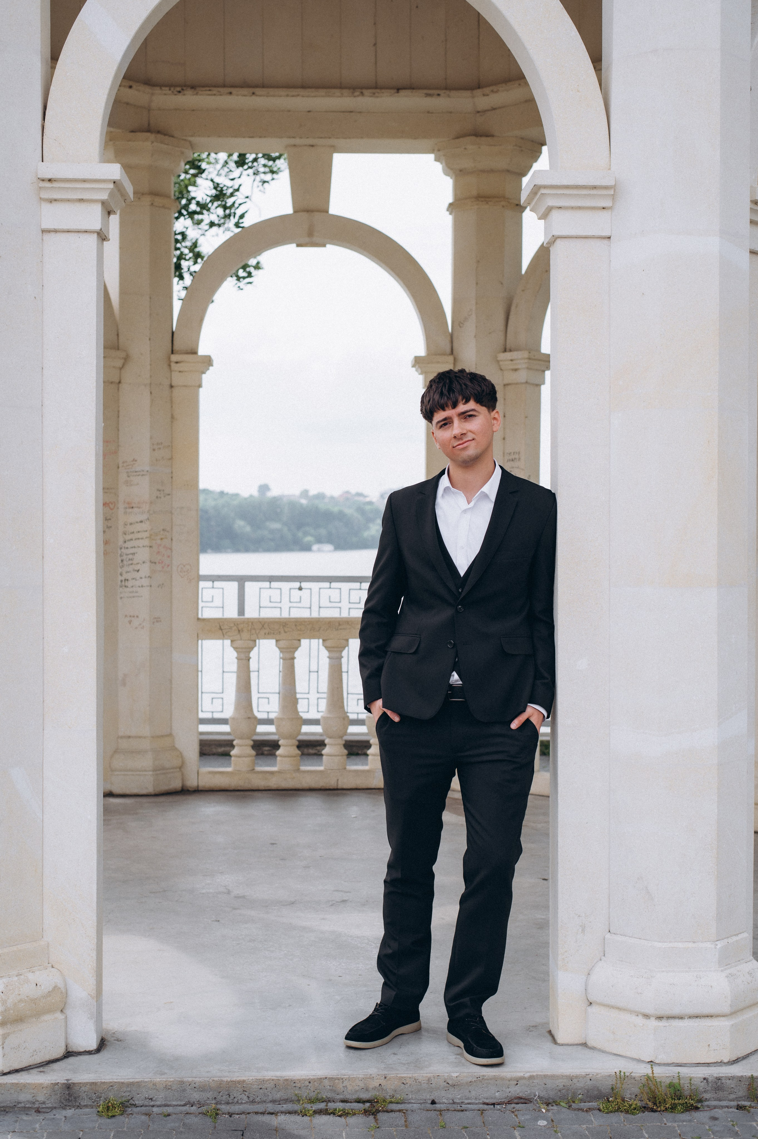 Випускники 2025, фотосесія випускного Тернопіль, фотосесія випускників Тернопіль, зйомка випускного, фотосесія випускного. Сімейний, дитячий та індивідуальний фотограф в м. Тернопіль, м. Львів