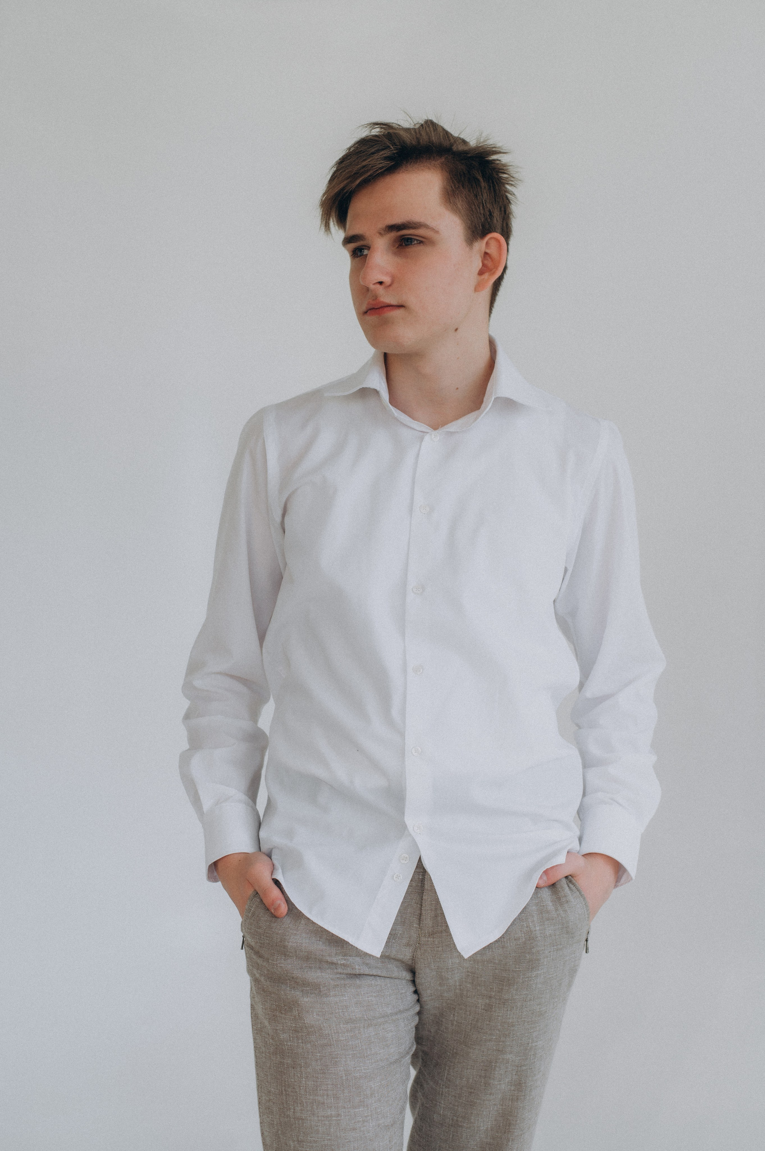 Фотосесія випускників, фотосесія на віньєтки Тернопіль, випускники Тернопіль, випуск 2025. Сімейний, дитячий та індивідуальний фотограф в м. Тернопіль, м. Львів