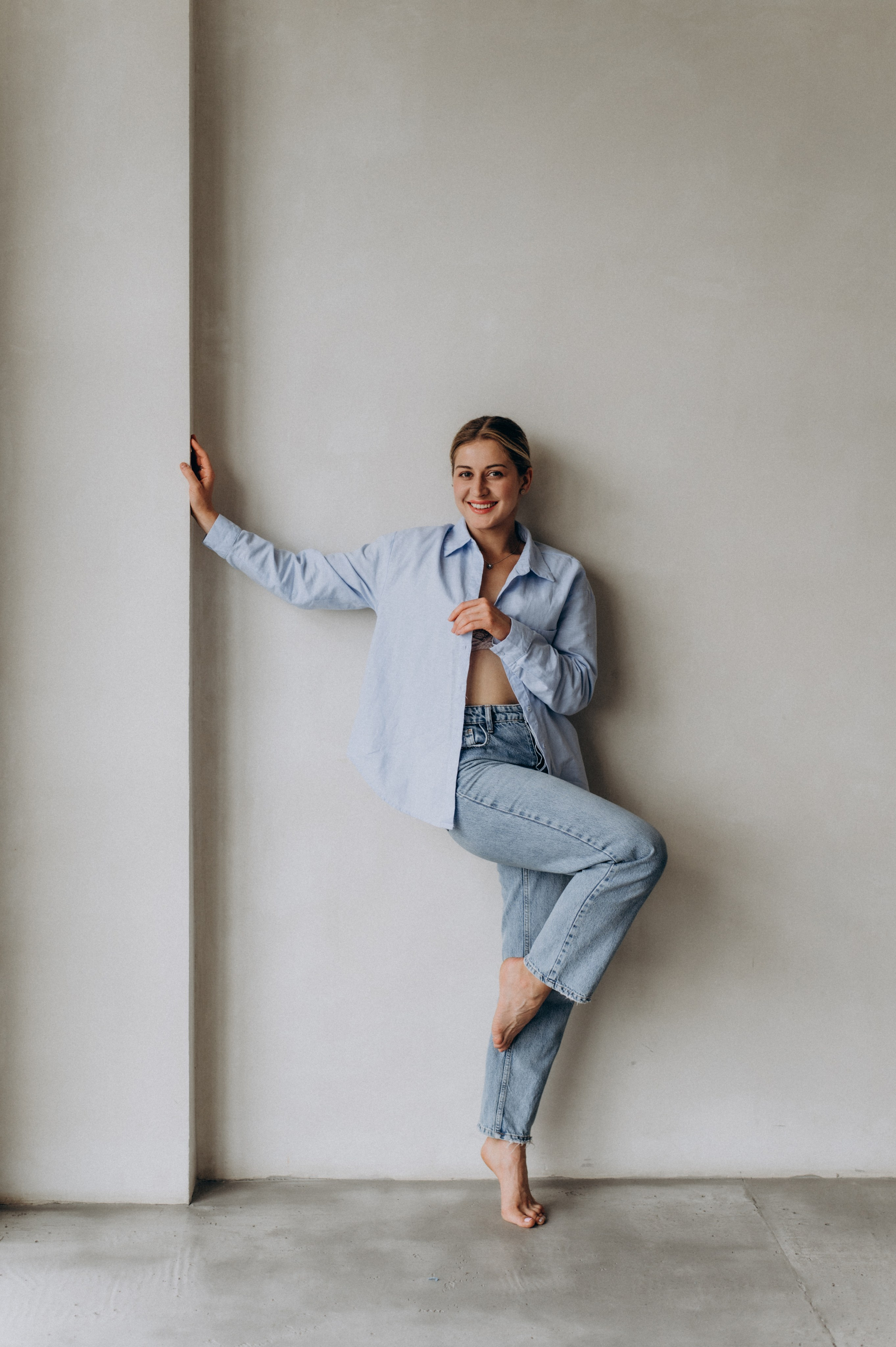 Індивідуальна фотосесія у студії Тернопіль, індивідуальна зйомка Львів. Сімейний, дитячий та індивідуальний фотограф в м. Тернопіль, м. Львів