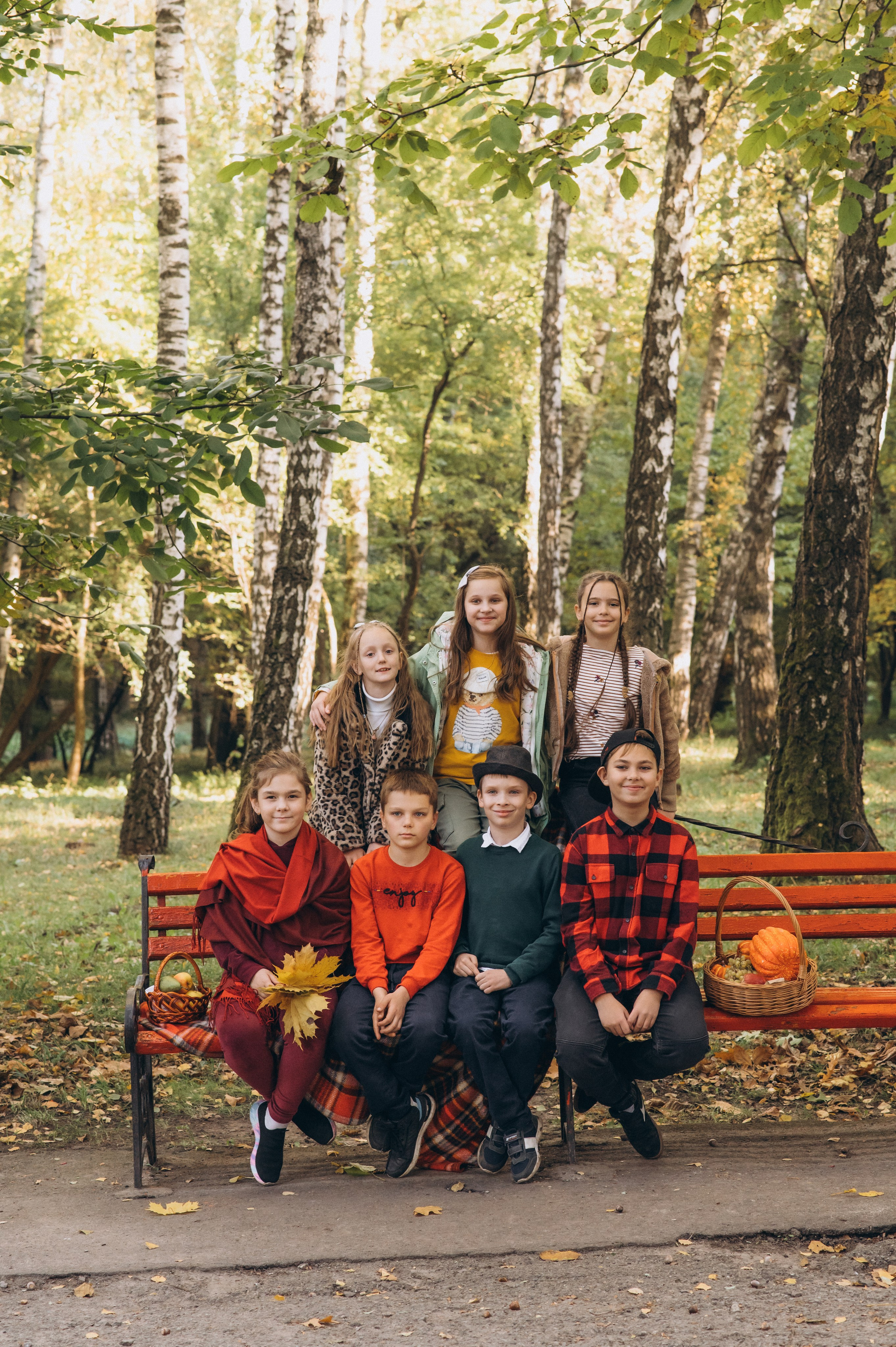 Шкільна фотосесія на віньєтки Тернопіль, шкільні альбоми, фотосесія випускників Тернопіль, випускний альбом, фотограф випускний Тернопіль. Сімейний, дитячий та індивідуальний фотограф в м. Тернопіль, м. Львів