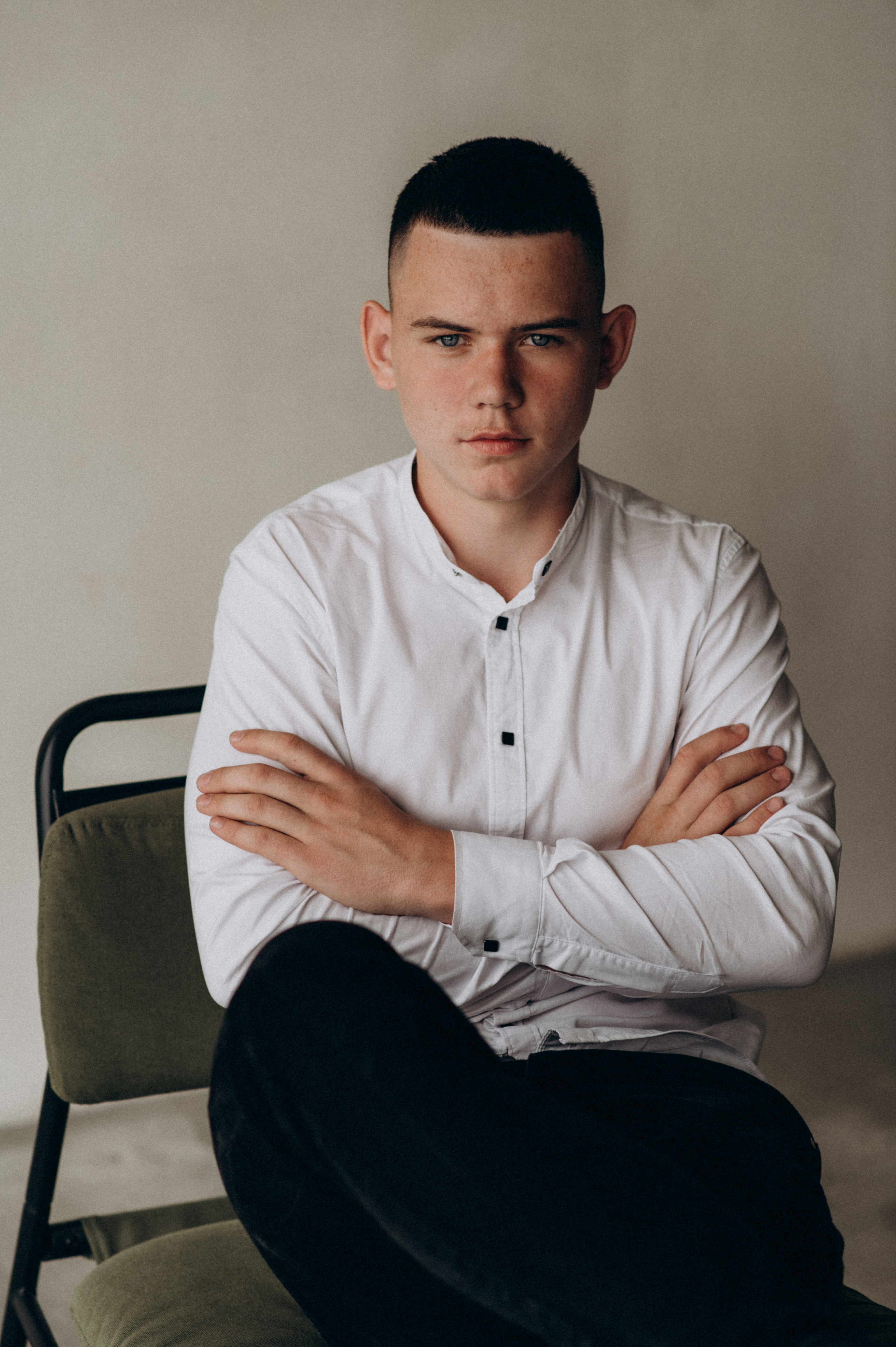 Фотосесія на віньєтки, фотосесія випускників, шкільна фотосесія. Сімейний, дитячий та індивідуальний фотограф в м. Тернопіль, м. Львів