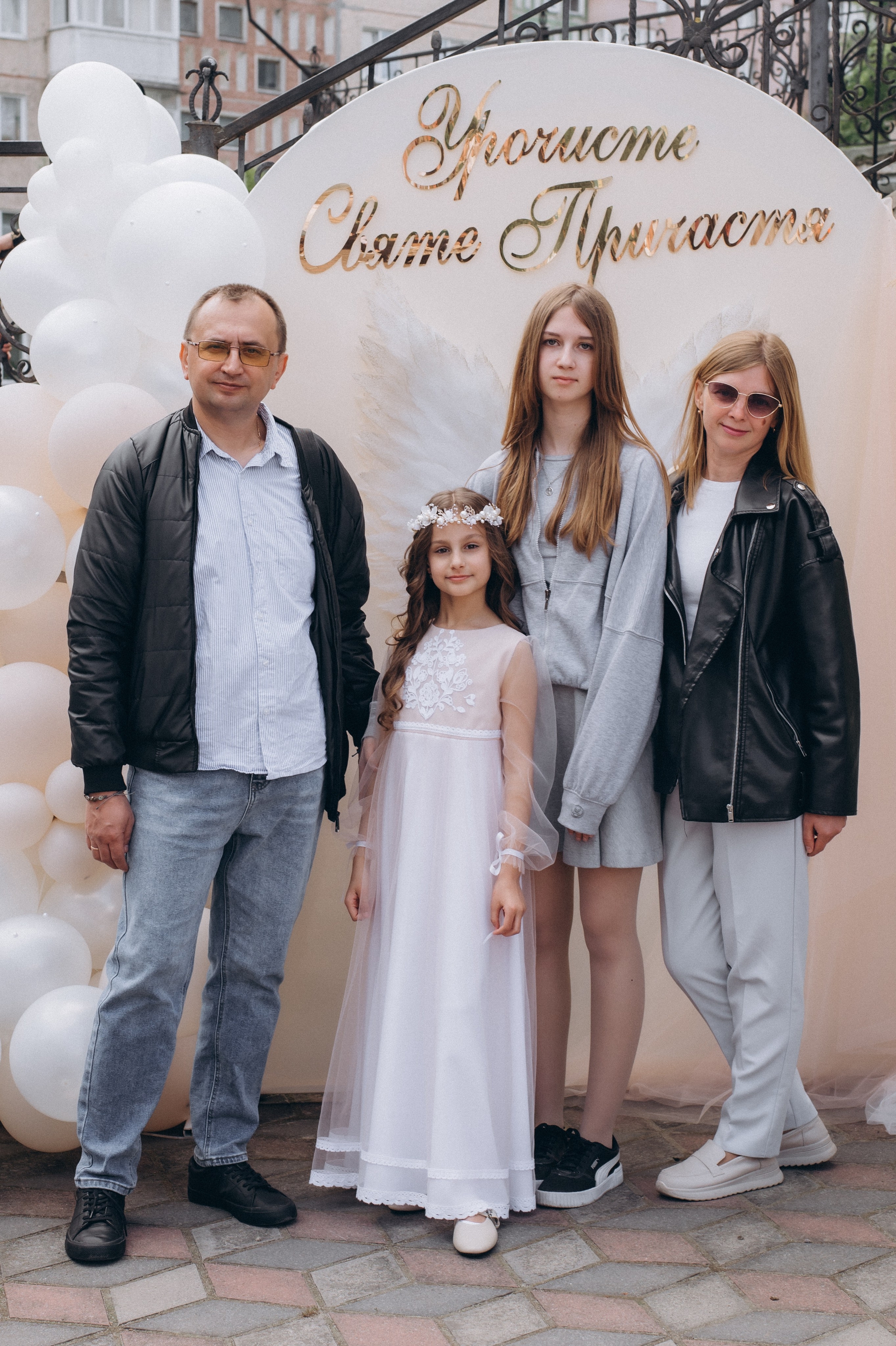 Фотосесія Причастя Тернопіль, зйомка Причастя, фотограф на Причастя Тернопіль, Причастя Львів, Причастя церква Михаїла Тернопіль. Сімейний, дитячий та індивідуальний фотограф в м. Тернопіль, м. Львів