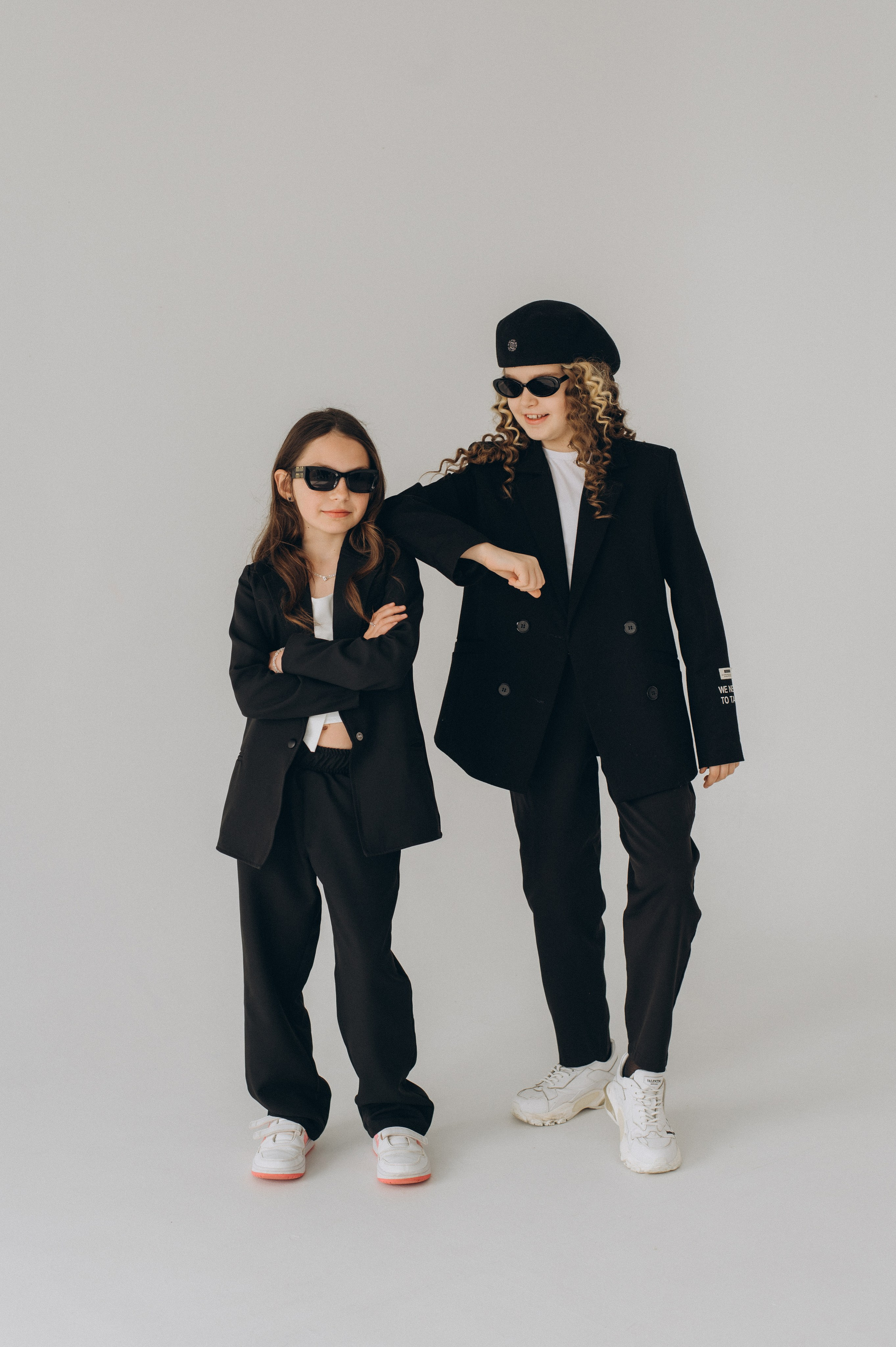 Шкільна фотосесія на віньєтки Тернопіль, шкільні альбоми, фотосесія випускників Тернопіль, випускний альбом, фотограф випускний Тернопіль. Сімейний, дитячий та індивідуальний фотограф в м. Тернопіль, м. Львів