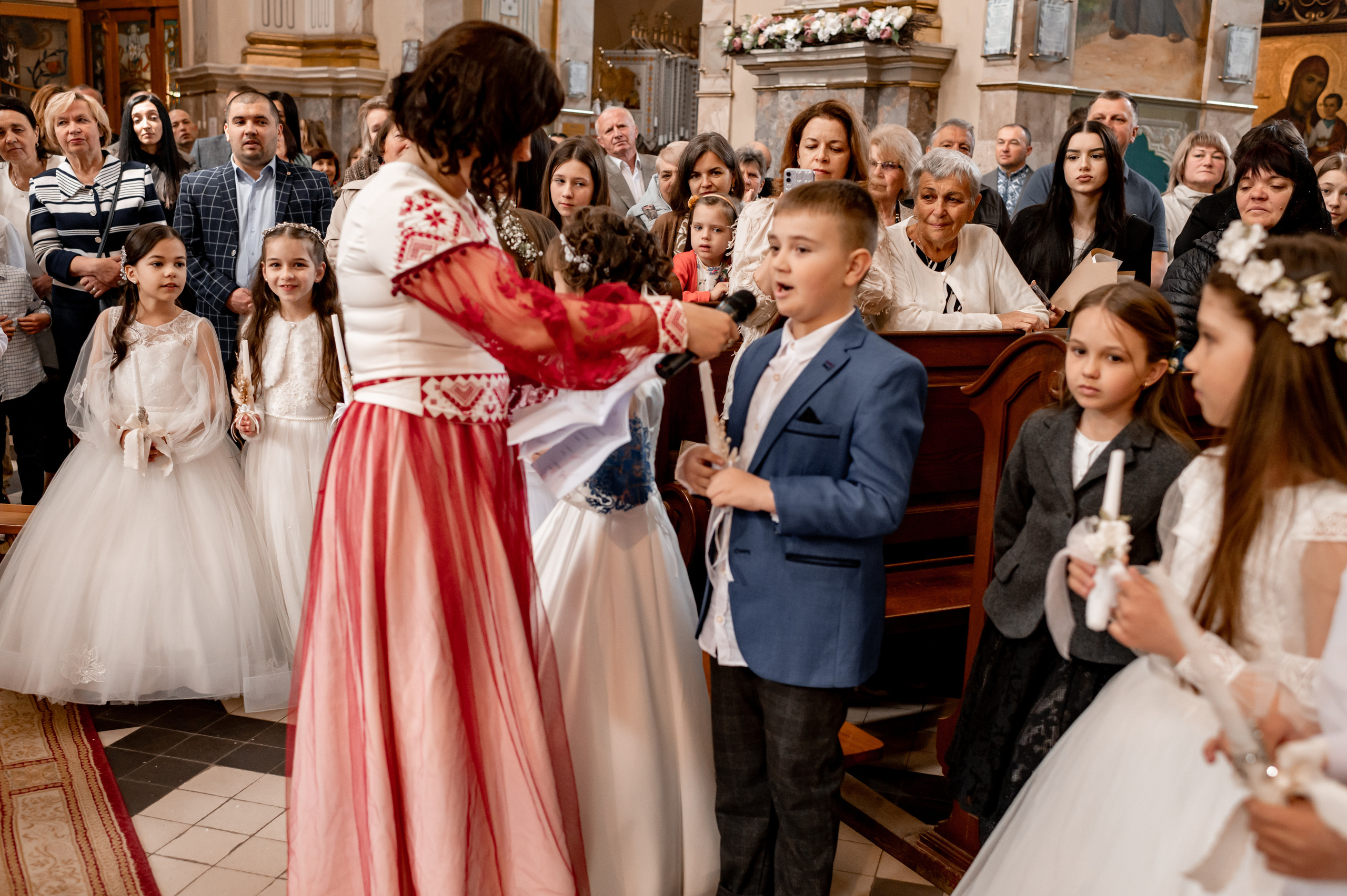 Фотосесія Першого Причастя Тернопіль, зйомка Причастя Тернопіль, Таїнство Першого Причастя Тернопіль, Катедра Причастя Тернопіль. Сімейний, дитячий та індивідуальний фотограф в м. Тернопіль, м. Львів