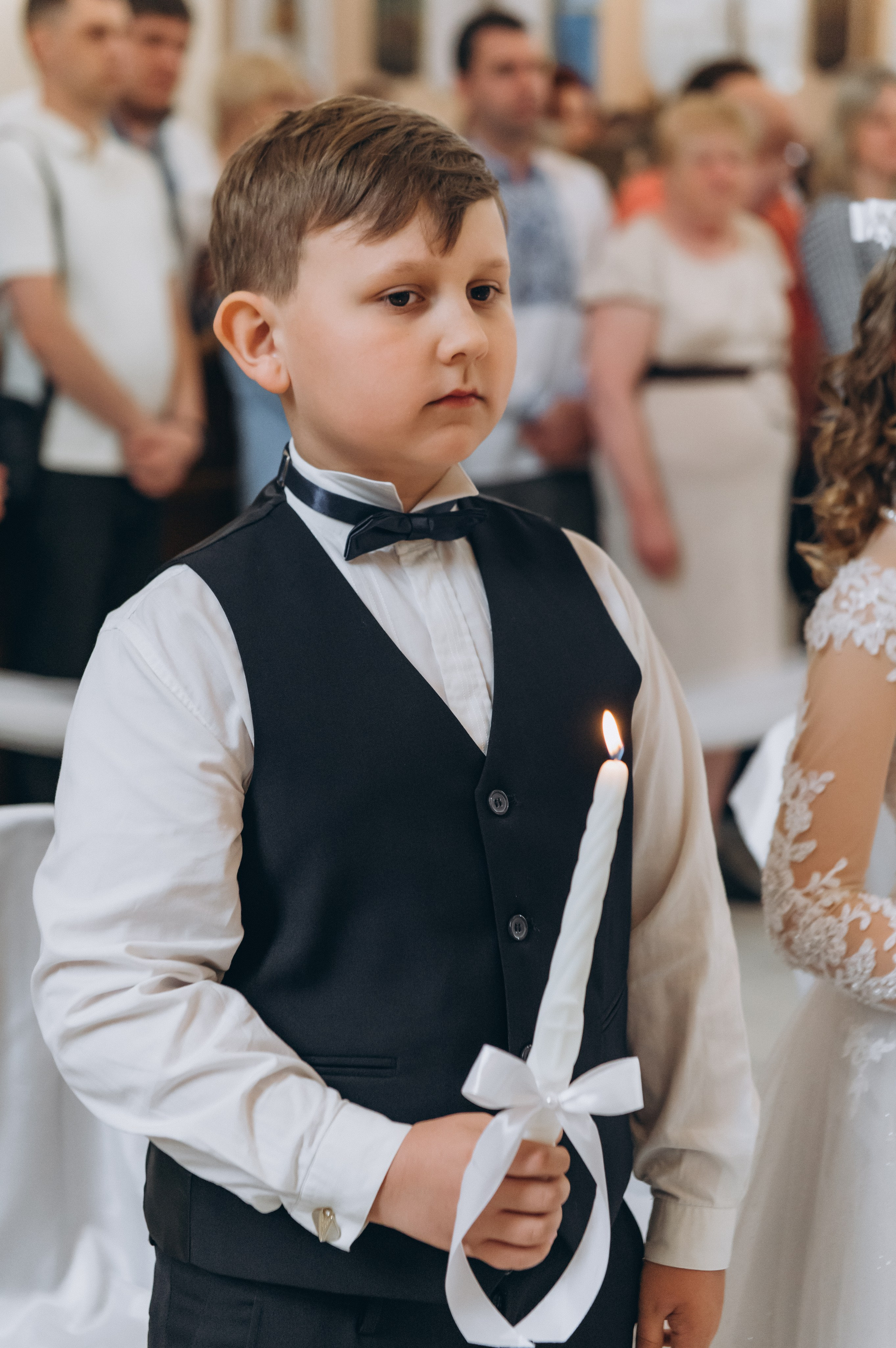 Фотосесія Причастя Тернопіль, зйомка Причастя, фотограф на Причастя Тернопіль, Причастя Львів, церква Петра і Павла. Сімейний, дитячий та індивідуальний фотограф в м. Тернопіль, м. Львів