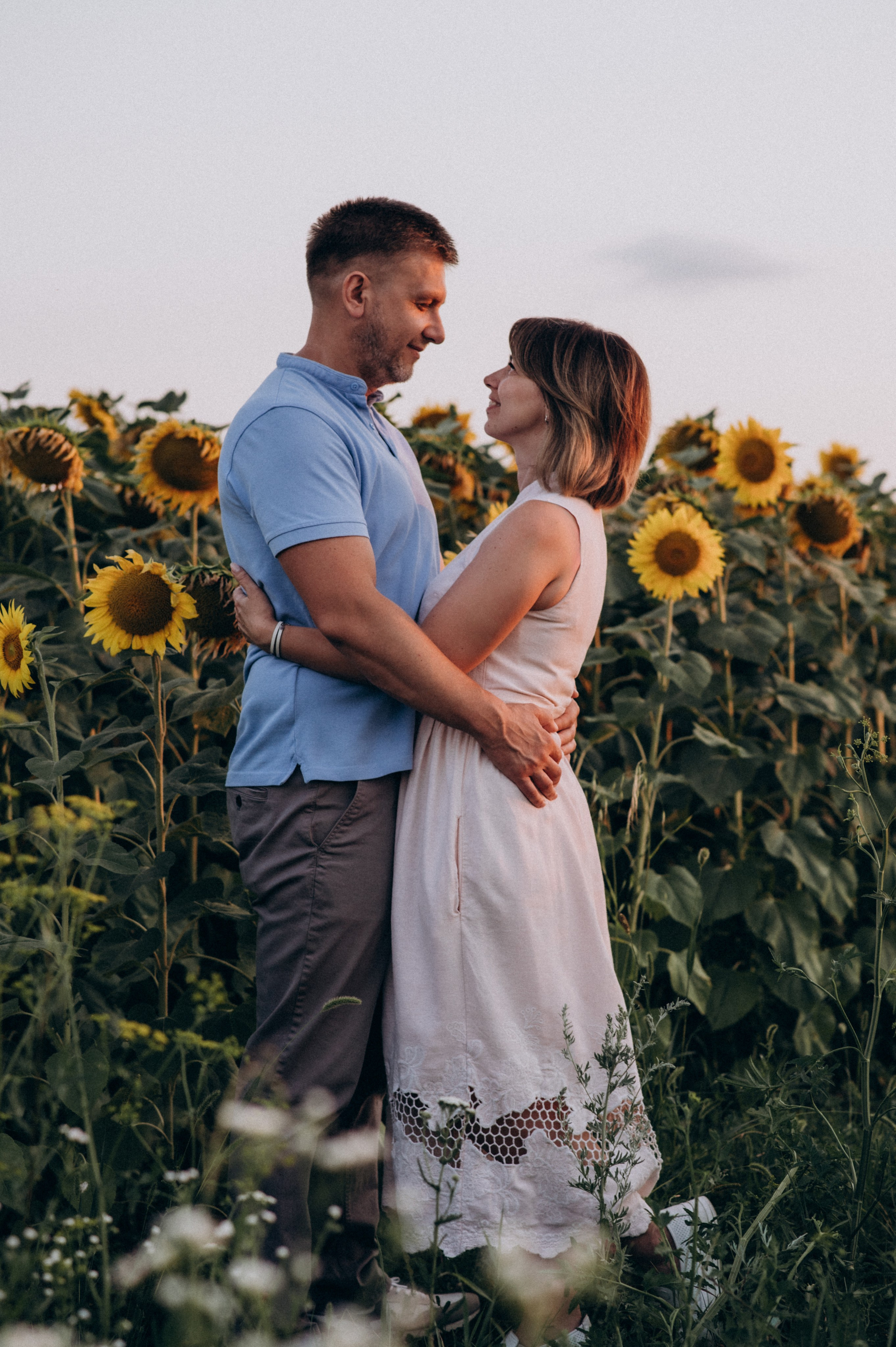 Сімейна фотосесія в лаванді, лав сторі, фотограф Тернопіль, фотосесія в соняхах. Сімейний, дитячий та індивідуальний фотограф в м. Тернопіль, м. Львів