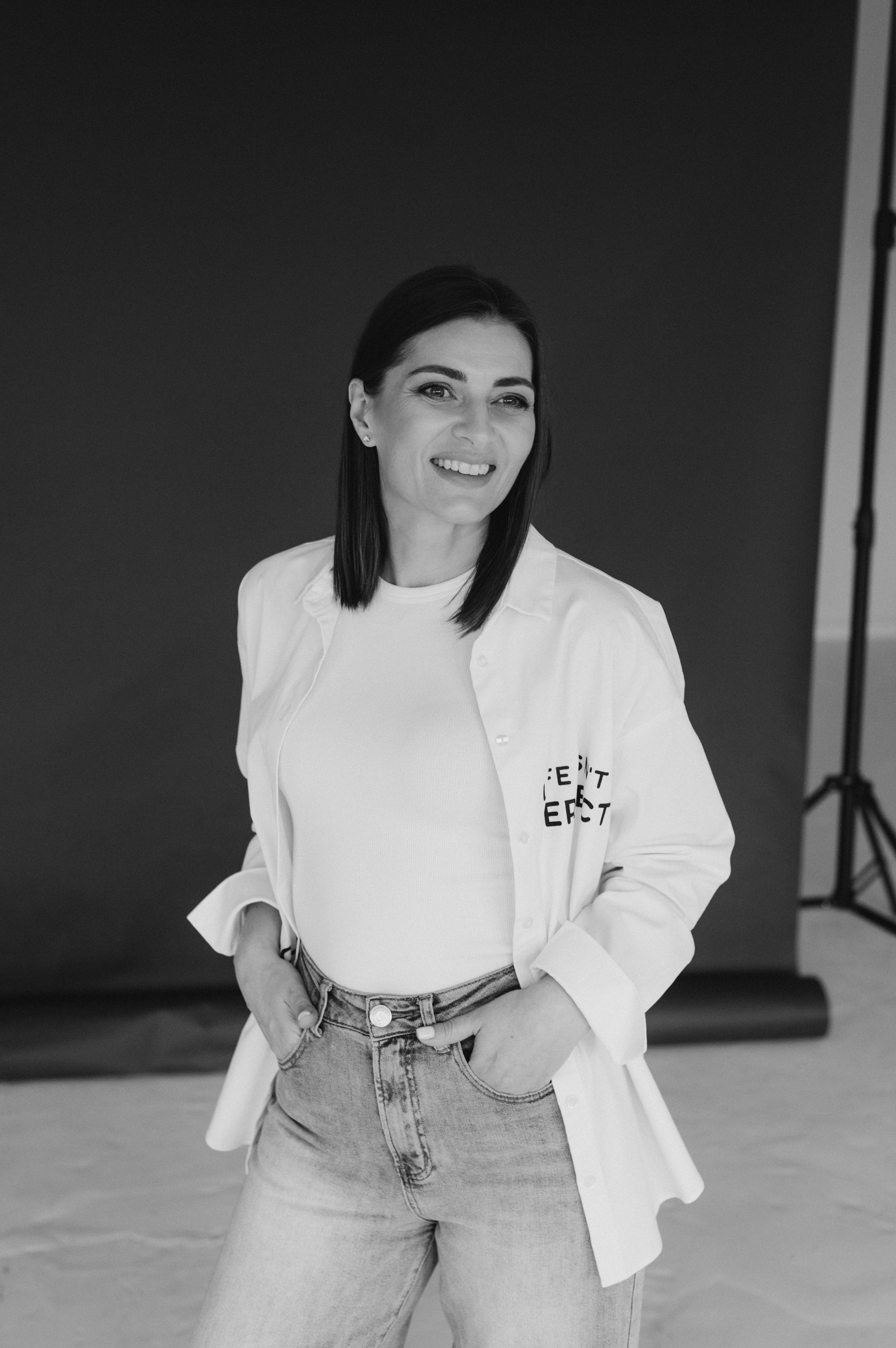 Сімейна фотосесія мами і донечок, сімейний фотограф Тернопіль, портретний фотограф Тернопіль, портретна фотосесія Львів. Сімейний, дитячий та індивідуальний фотограф в м. Тернопіль, м. Львів