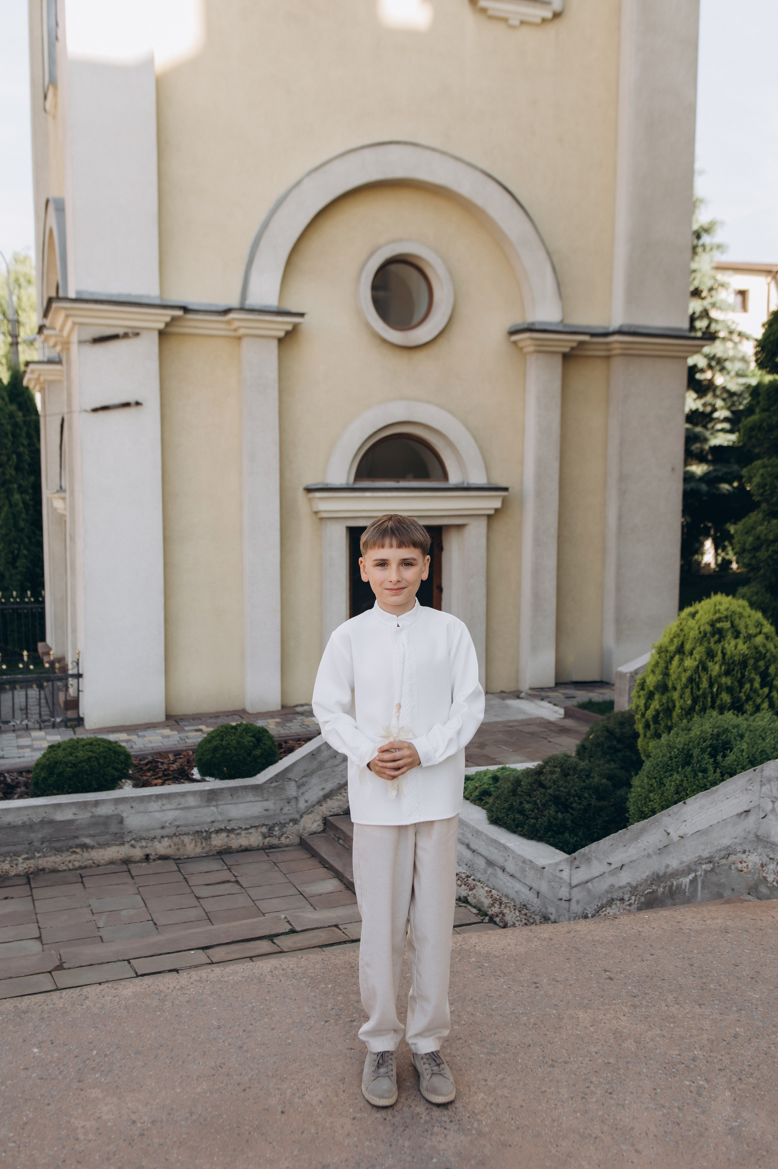 Фотосесія Першого Причастя Тернопіль, зйомка Першого Причастя Тернопіль, Церква Успіння Пресвятої Богородиці Причастя Тернопіль. Сімейний, дитячий та індивідуальний фотограф в м. Тернопіль, м. Львів
