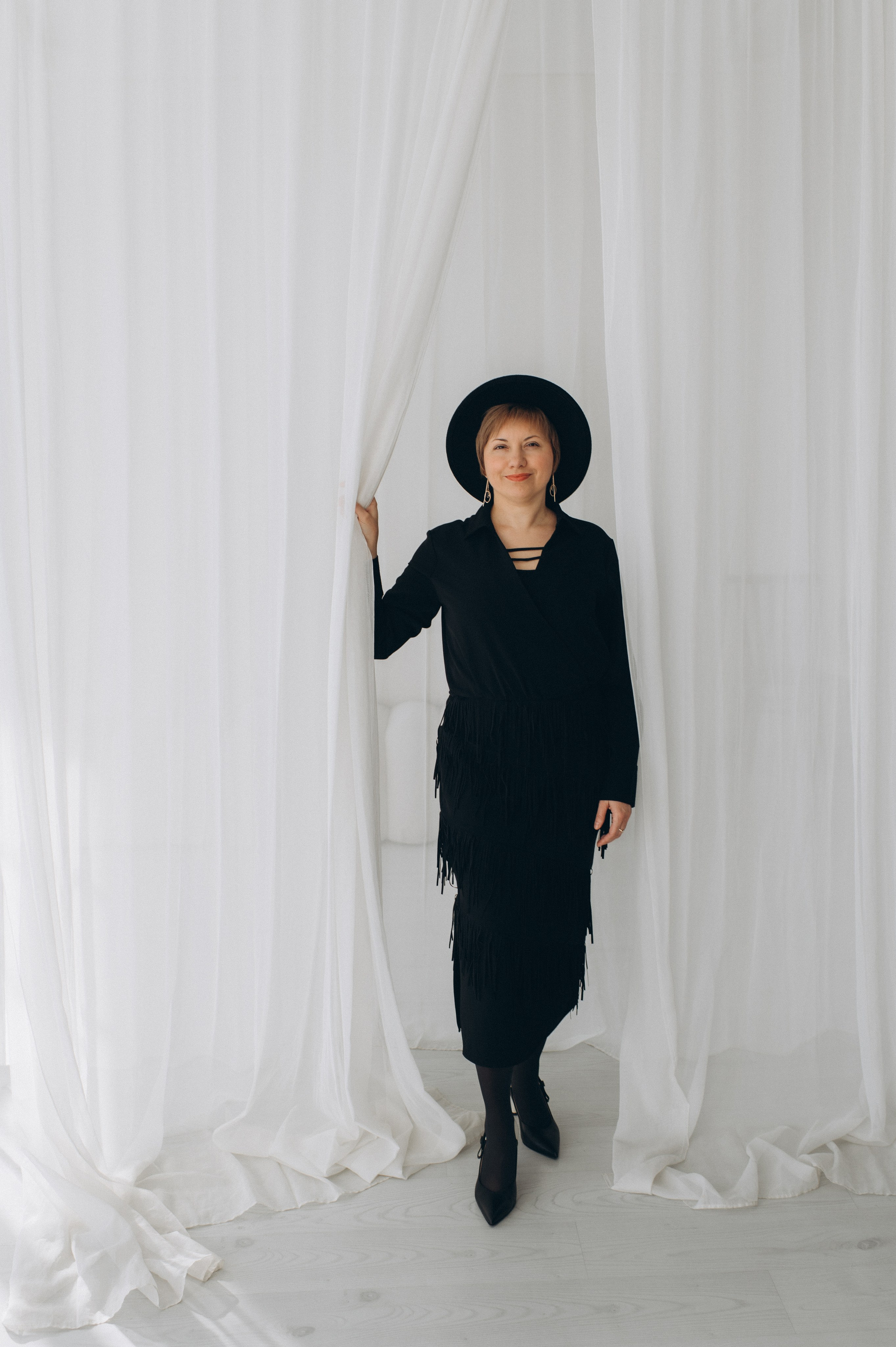 Індивідуальна фотосесія Тернопіль, студійна зйомка Львів, портретний фотограф Тернопіль, контент-фотосесія. Сімейний, дитячий та індивідуальний фотограф в м. Тернопіль, м. Львів