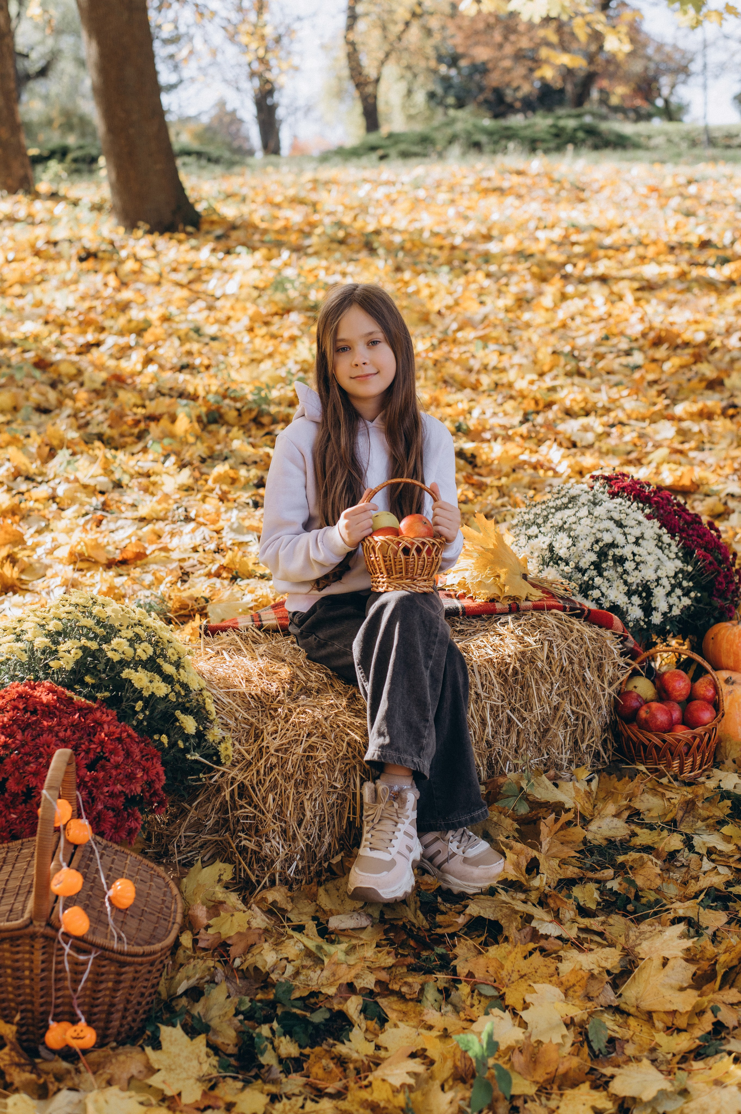 Осіння фотосесія 4 класу на віньєтки, випускні фотоальбоми Тернопіль, фотосесія випускників Тернопіль, шкільний випускний альбом Тернопіль. Сімейний, дитячий та індивідуальний фотограф в м. Тернопіль, м. Львів