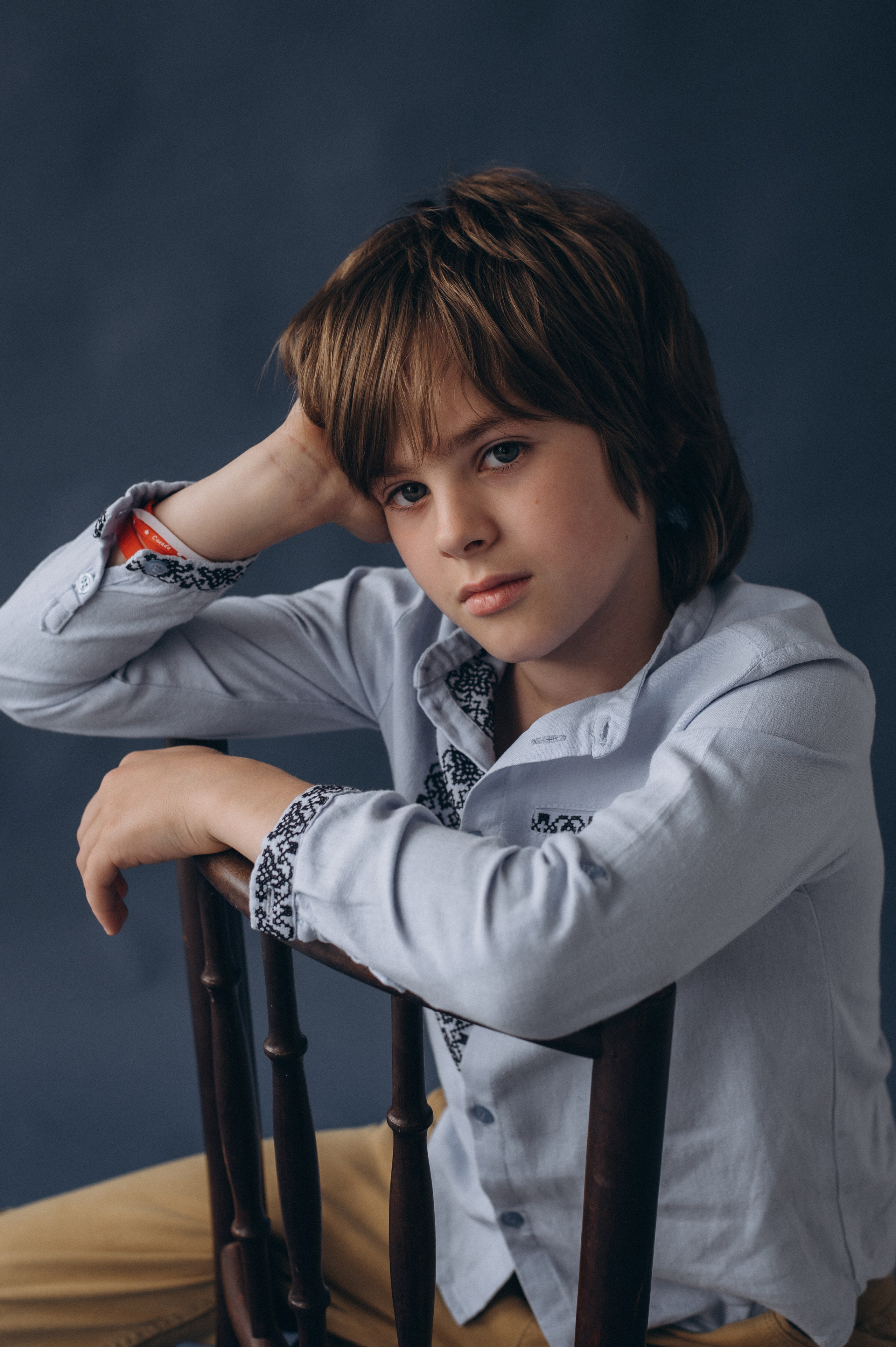 Шкільна фотосесія на віньєтки Тернопіль, фотосесія випускників Тернопіль, зйомка на віньєтки, шкільні фотоальбоми Тернопіль. Сімейний, дитячий та індивідуальний фотограф в м. Тернопіль, м. Львів