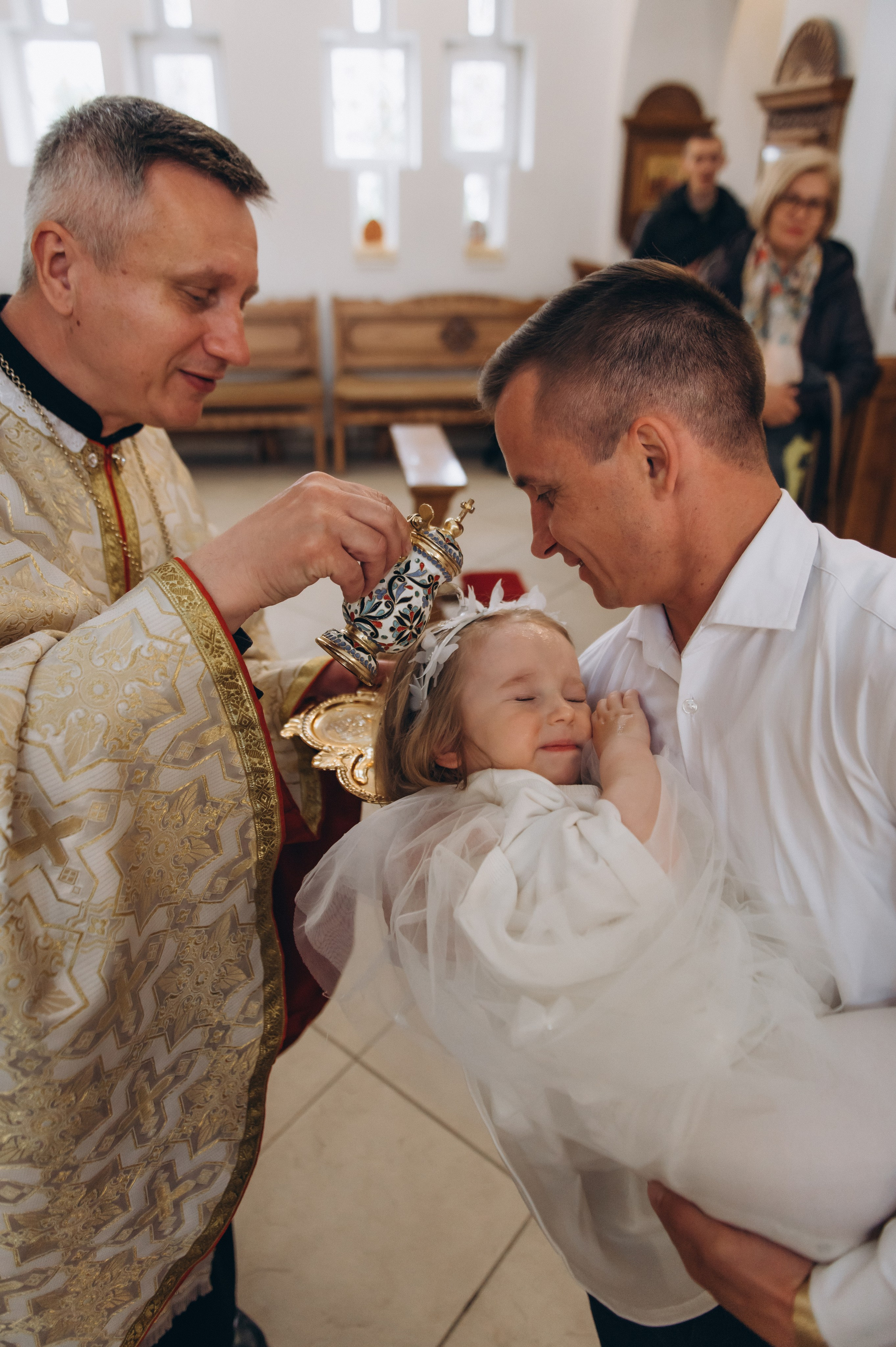 Фотосесія Хрещення Тернопіль, зйомка Хрестин Тернопіль, фотограф на хрестини Тернопіль, хрещення Львів. Сімейний, дитячий та індивідуальний фотограф в м. Тернопіль, м. Львів