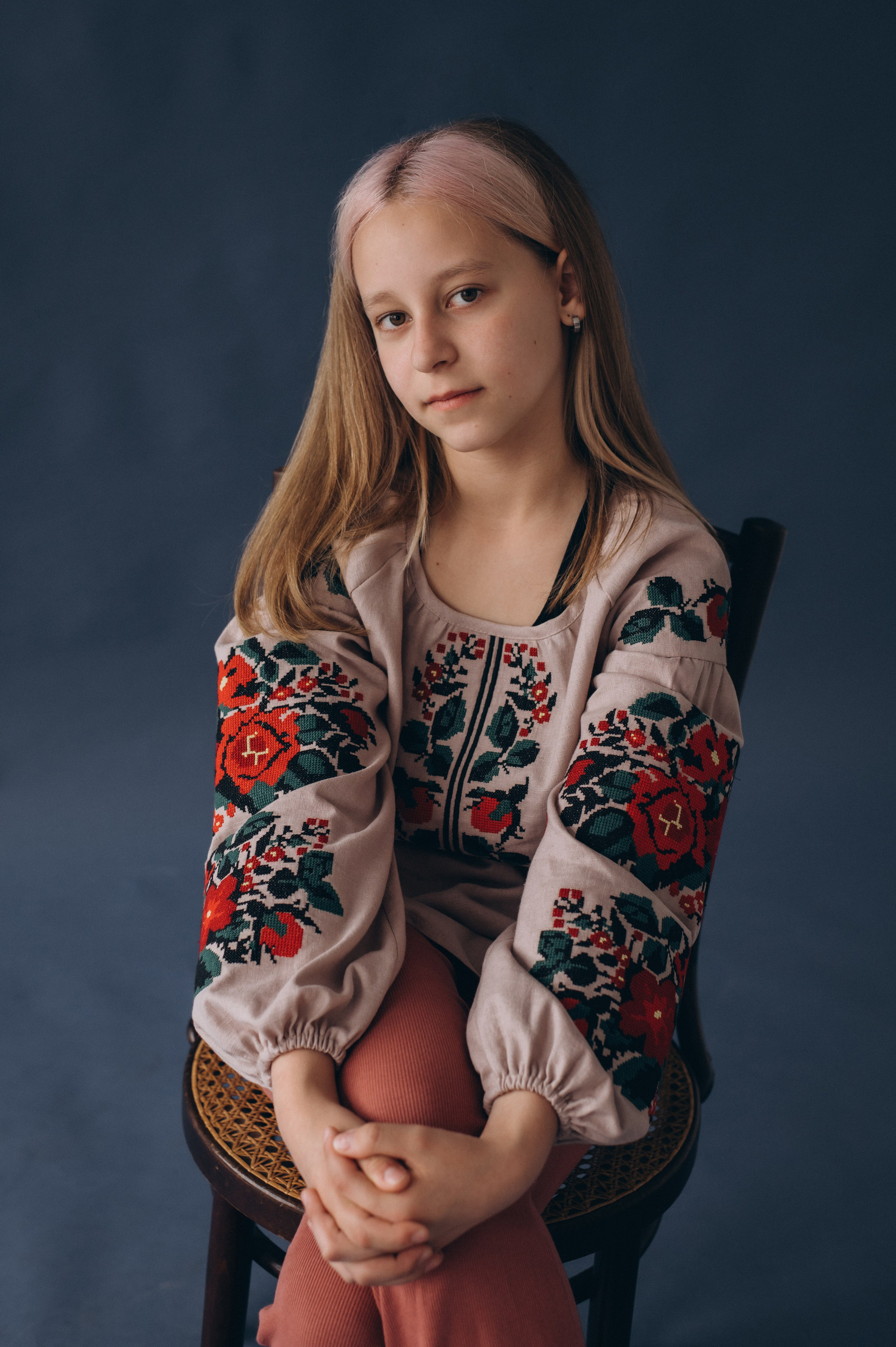 Шкільна фотосесія на віньєтки Тернопіль, фотосесія випускників Тернопіль, зйомка на віньєтки, шкільні фотоальбоми Тернопіль. Сімейний, дитячий та індивідуальний фотограф в м. Тернопіль, м. Львів