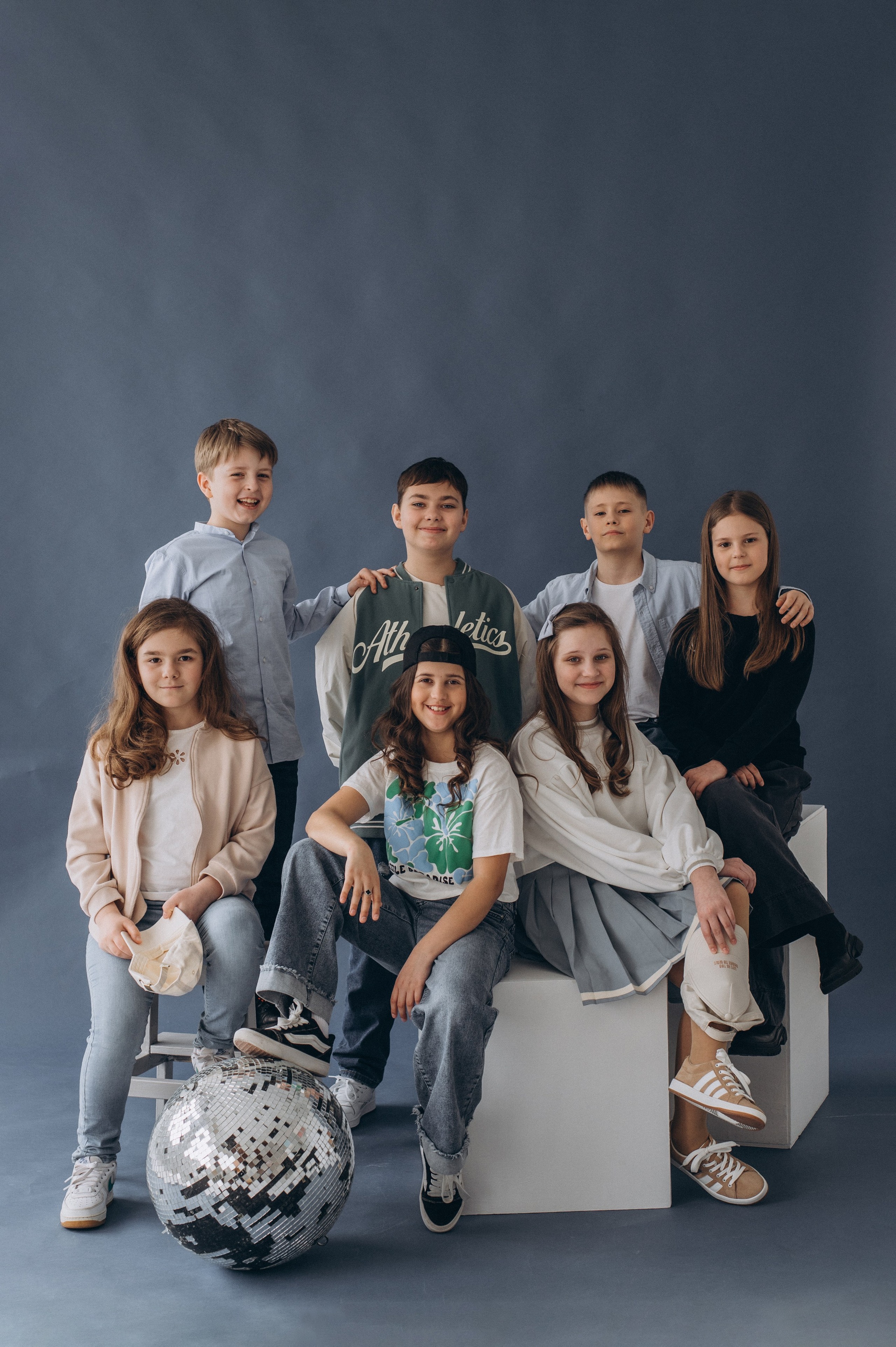 Шкільна фотосесія на віньєтки Тернопіль, шкільні альбоми, фотосесія випускників Тернопіль, випускний альбом, фотограф випускний Тернопіль. Сімейний, дитячий та індивідуальний фотограф в м. Тернопіль, м. Львів