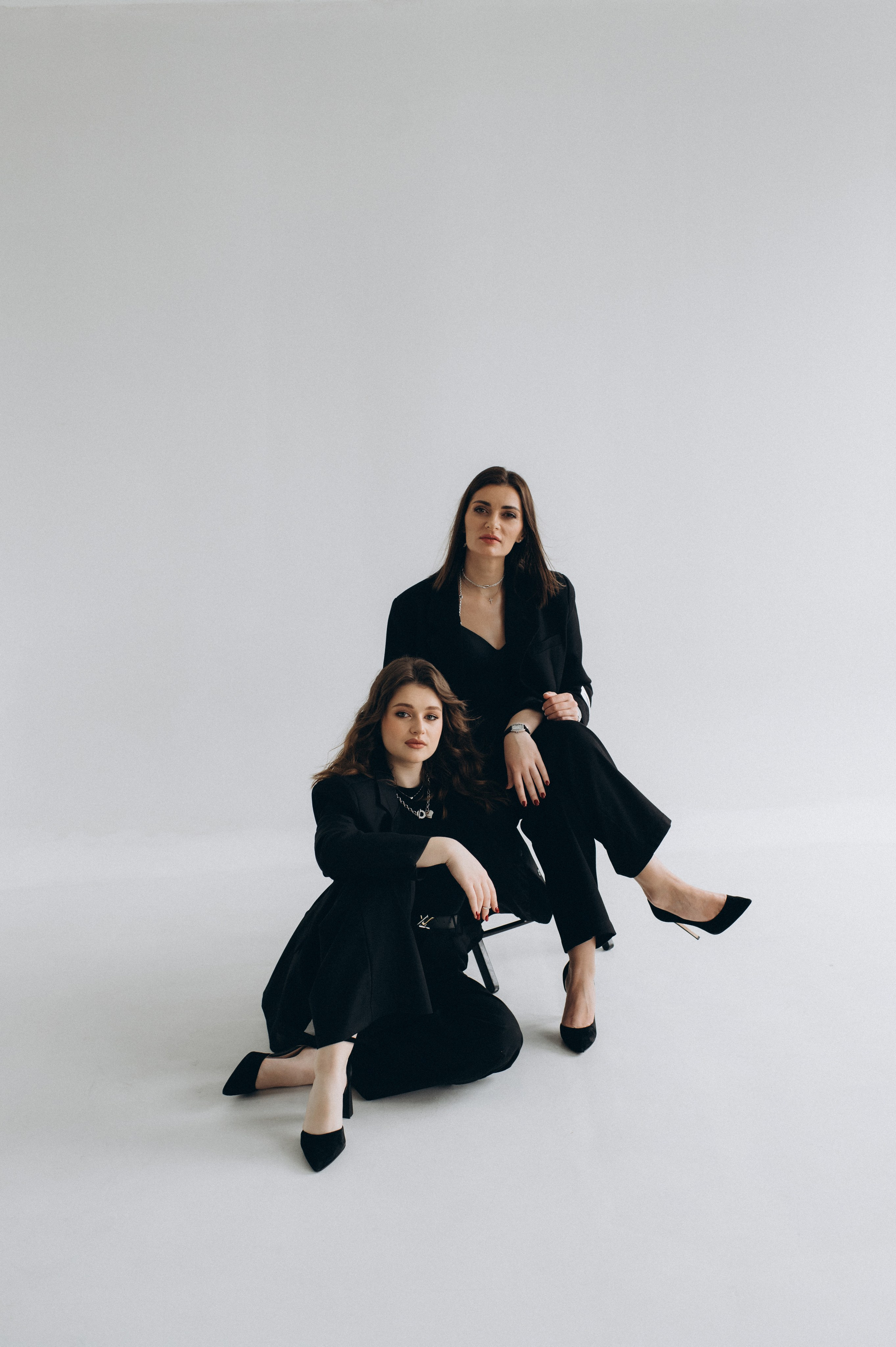 Сімейна фотосесія мами і донечок, сімейний фотограф Тернопіль, портретний фотограф Тернопіль, портретна фотосесія Львів. Сімейний, дитячий та індивідуальний фотограф в м. Тернопіль, м. Львів