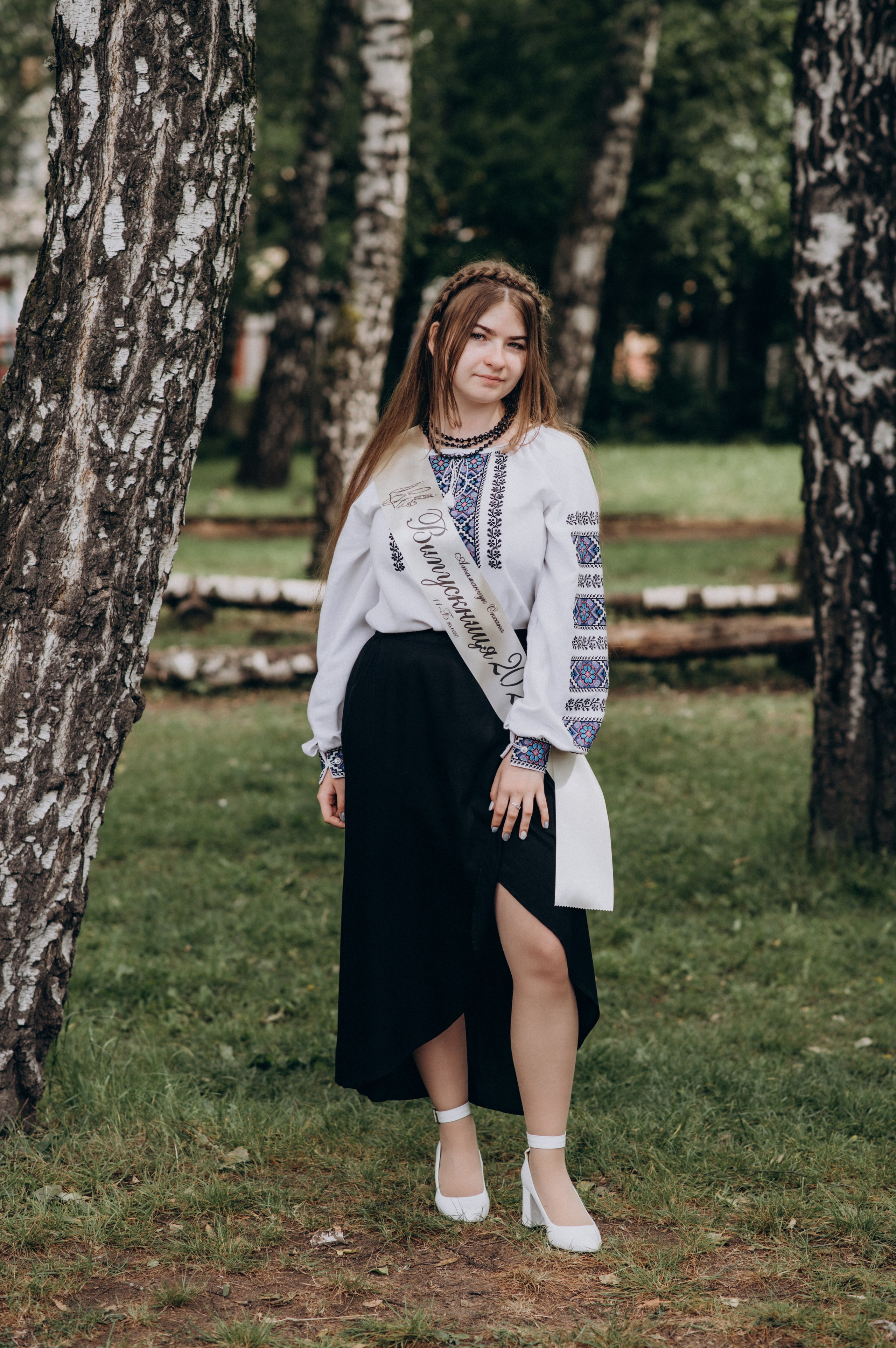 Фотосесія останнього дзвоника, фотосесія випускників Тернопіль, випускний 2024. Сімейний, дитячий та індивідуальний фотограф в м. Тернопіль, м. Львів