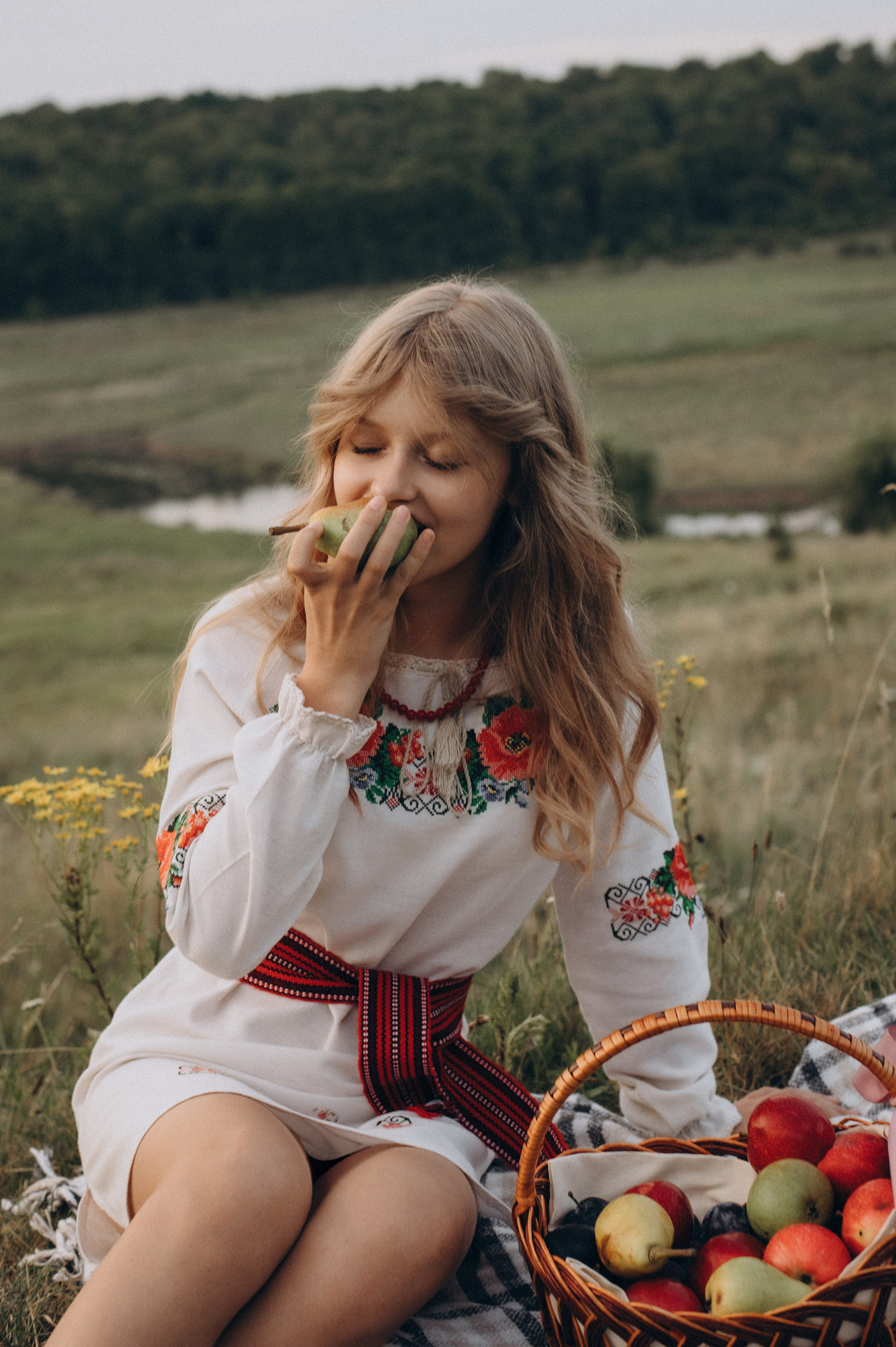Сімейна фотосесія мами і доньки, сімейний фотограф Тернопіль, портретний фотограф, сімейна фотосесія Тернопіль, фотосесія в жоржинах. Сімейний, дитячий та індивідуальний фотограф в м. Тернопіль, м. Львів