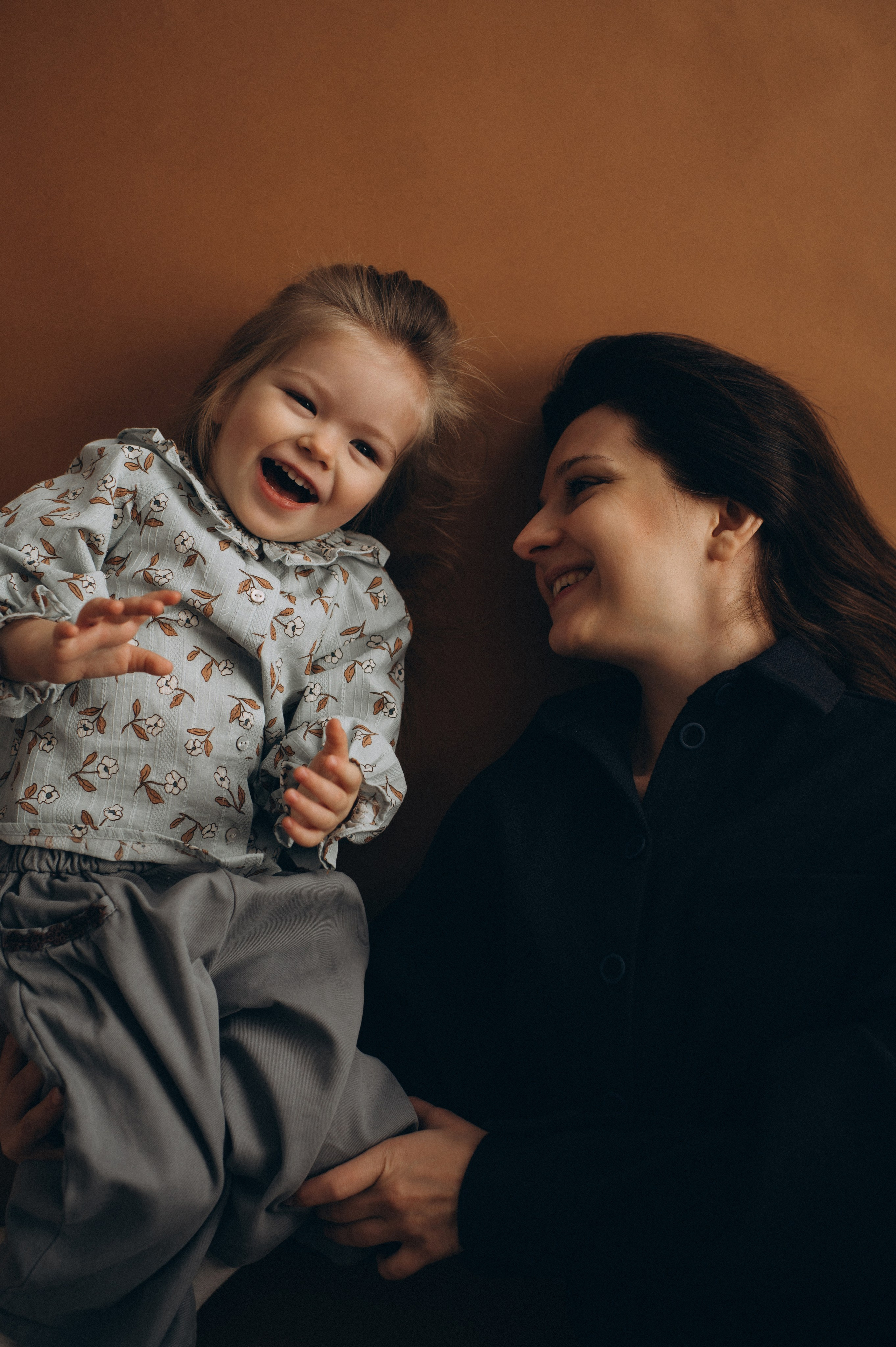 Фотосесія мами і дитини Львів, зйомка мами і дитини Тернопіль, сімейний фотограф Тернопіль, сімейна фотосесія Тернопіль, дитячий фотограф. Сімейний, дитячий та індивідуальний фотограф в м. Тернопіль, м. Львів