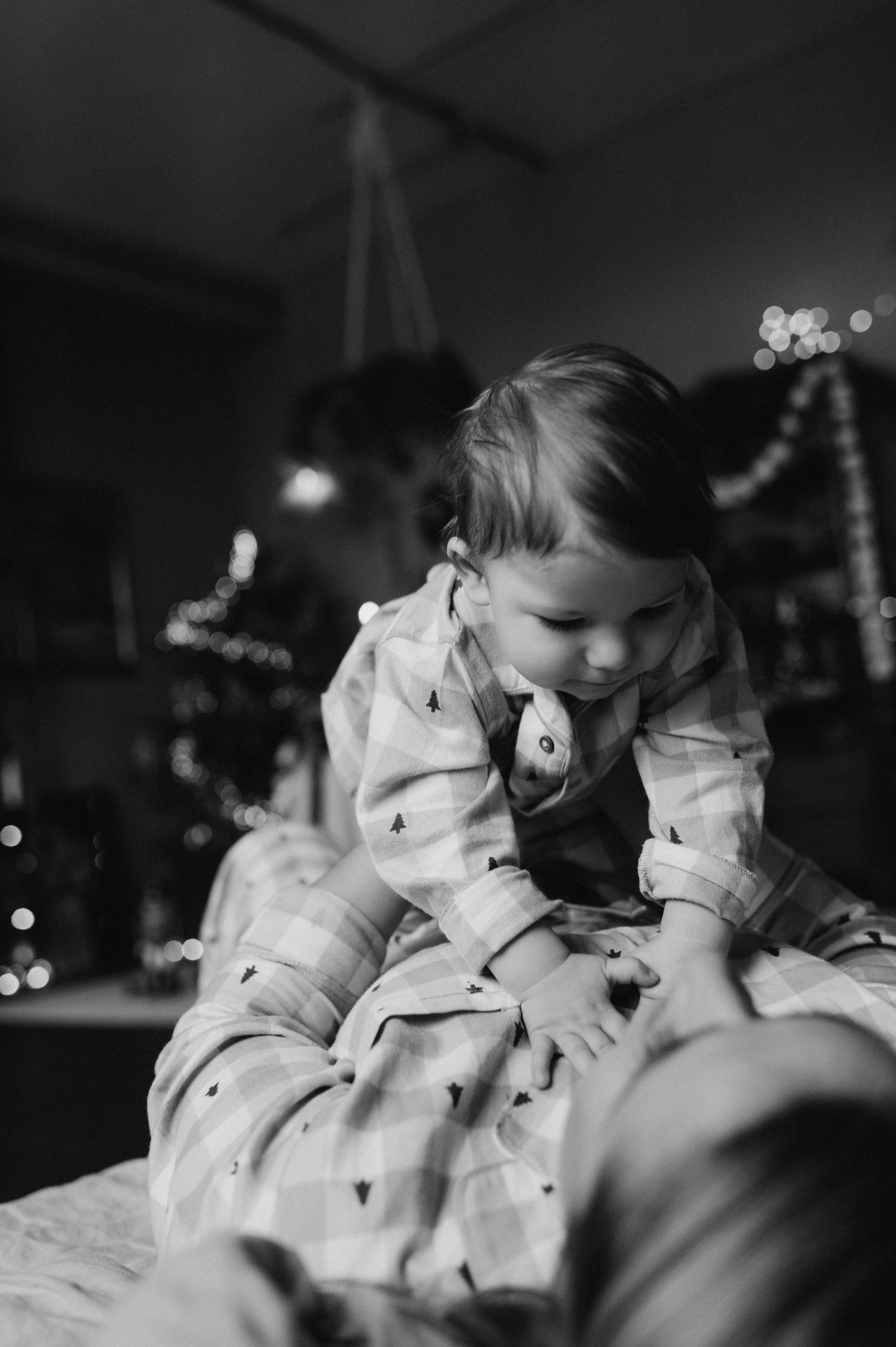 Перший тортик малюка, зйомка першого тортика Тернопіль, новорічна фотосесія, зйомка дня народження, сімейний фотограф Тернопіль, cakesmash. Сімейний, дитячий та індивідуальний фотограф в м. Тернопіль, м. Львів