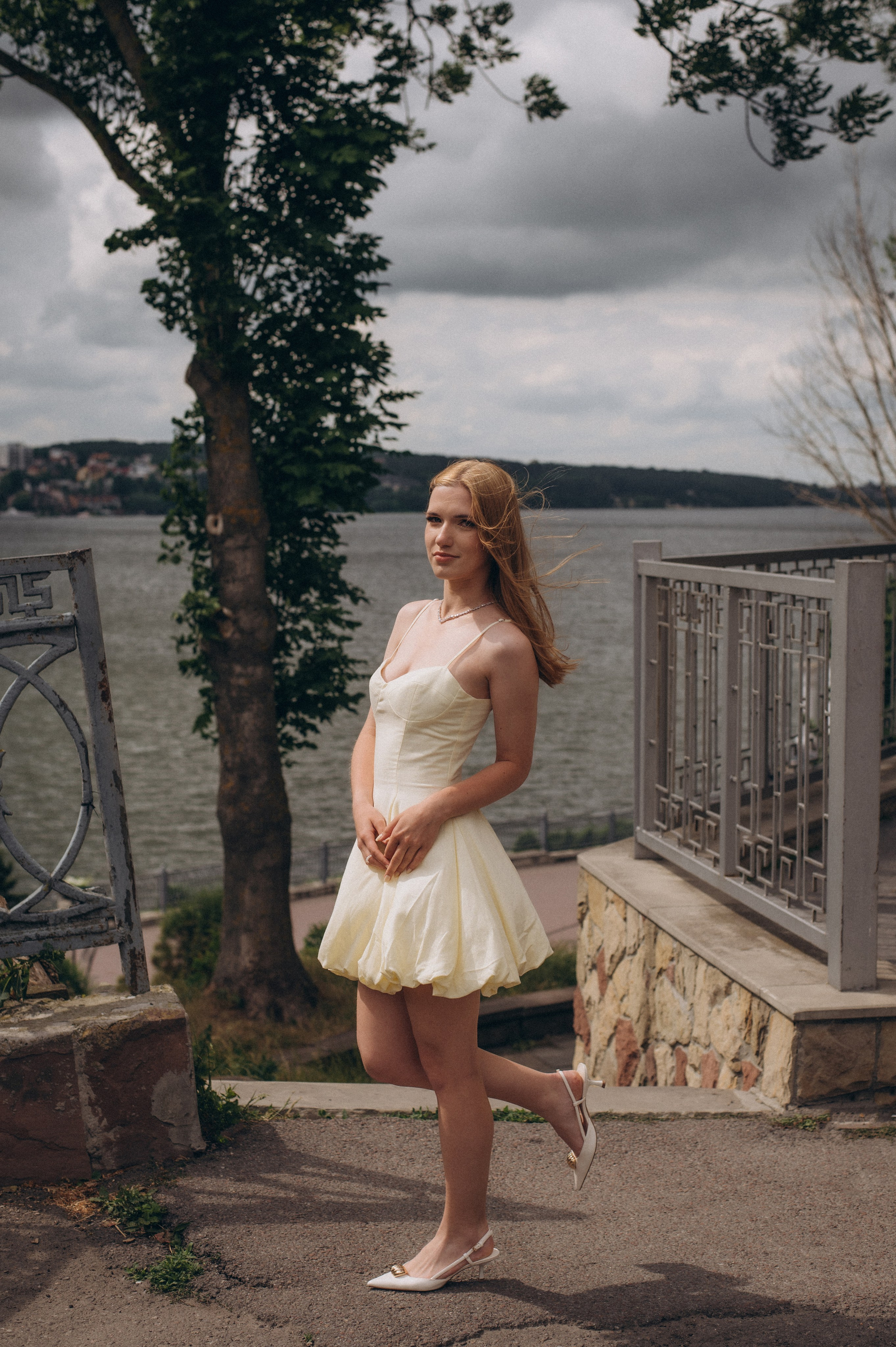 Випускники 2025, фотосесія випускного Тернопіль, фотосесія випускників Тернопіль, зйомка випускного, фотосесія випускного. Сімейний, дитячий та індивідуальний фотограф в м. Тернопіль, м. Львів