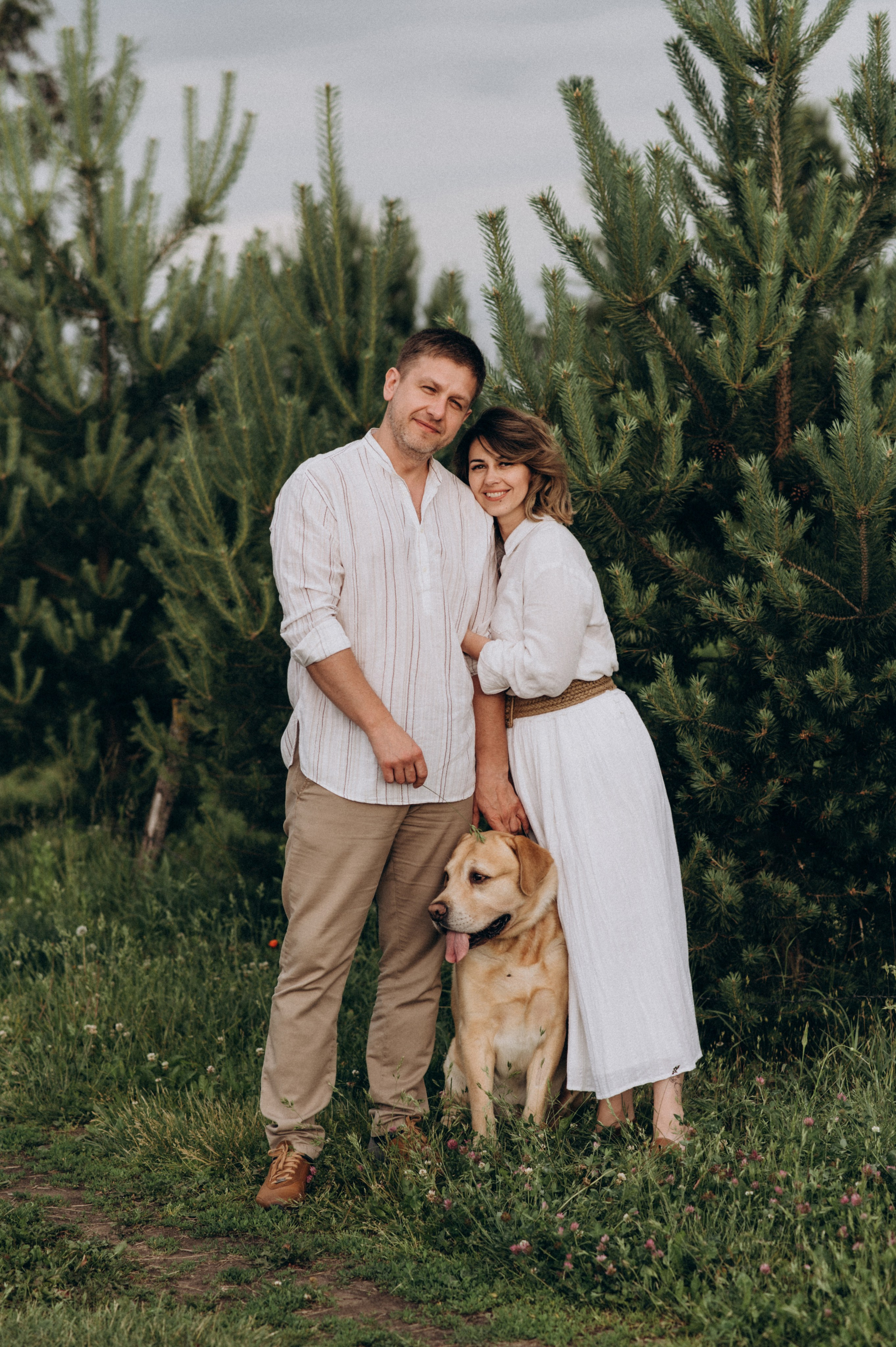 Сімейна фотосесія на природі, зйомка з собакою, фотосесія лавсторі Тернопіль. Сімейний, дитячий та індивідуальний фотограф в м. Тернопіль, м. Львів