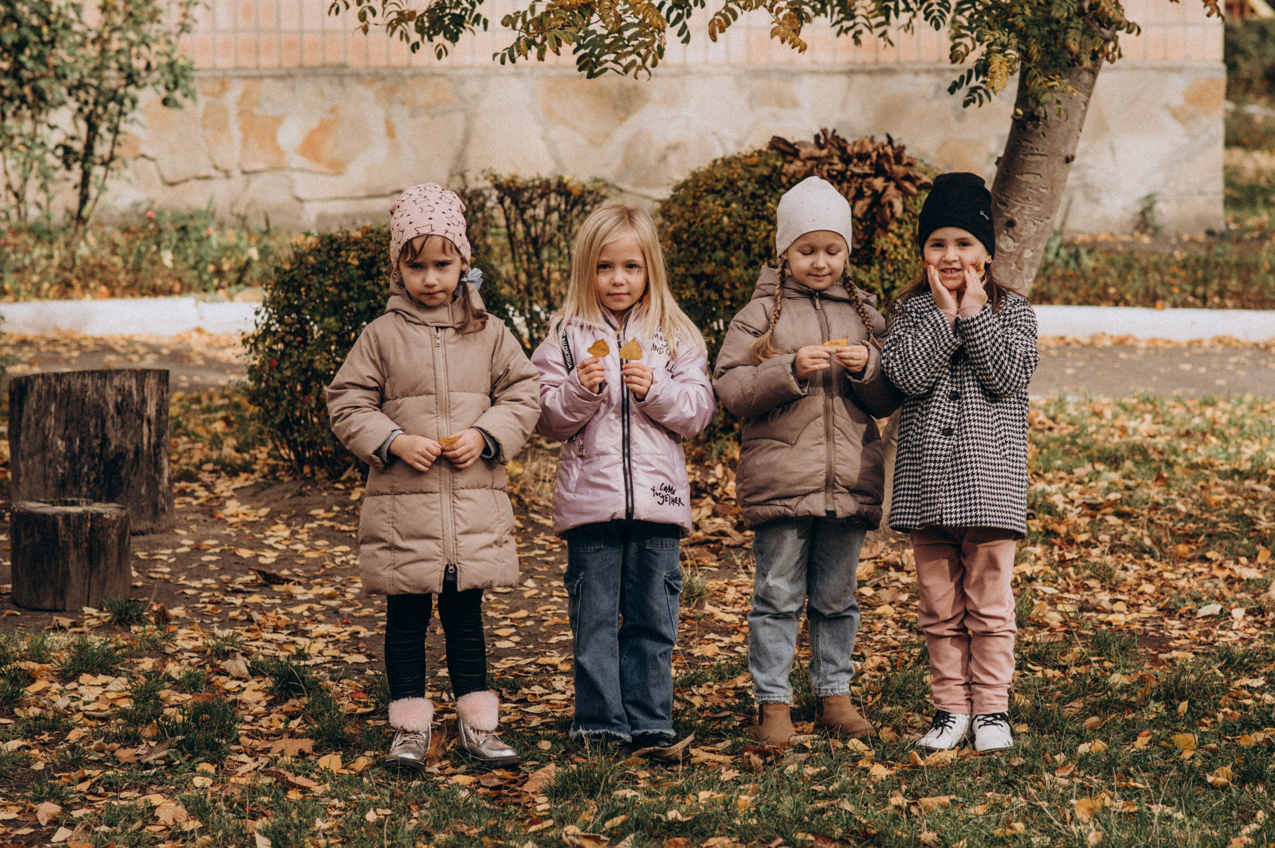 Фотосесія в дитячому садку, фотосесія на віньєтки, випускні фотоальбоми Тернопіль, шкільні фотоальбоми Тернопіль, зйомка випускного садочку. Сімейний, дитячий та індивідуальний фотограф в м. Тернопіль, м. Львів