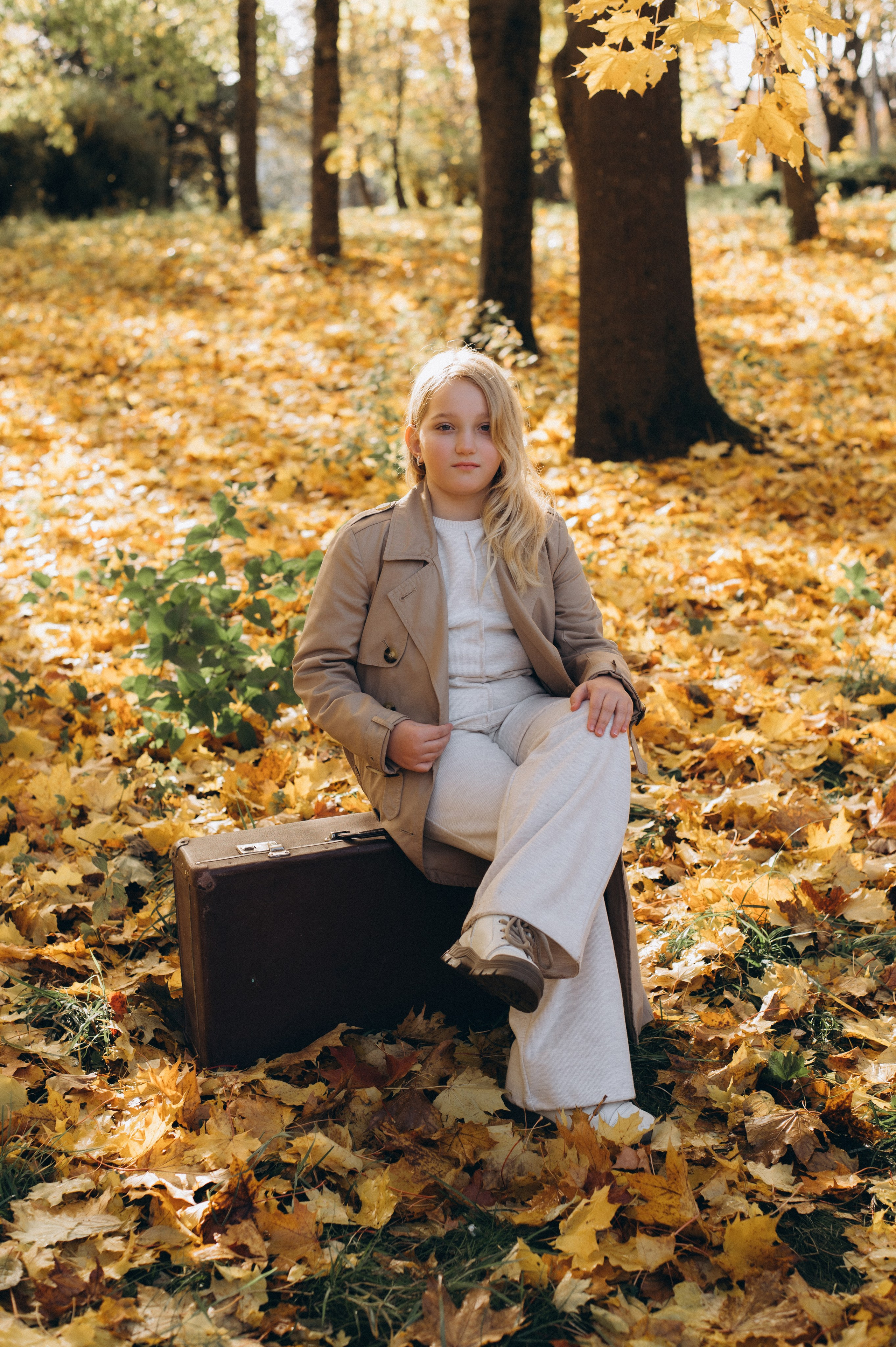Осіння фотосесія 4 класу на віньєтки, випускні фотоальбоми Тернопіль, фотосесія випускників Тернопіль, шкільний випускний альбом Тернопіль. Сімейний, дитячий та індивідуальний фотограф в м. Тернопіль, м. Львів