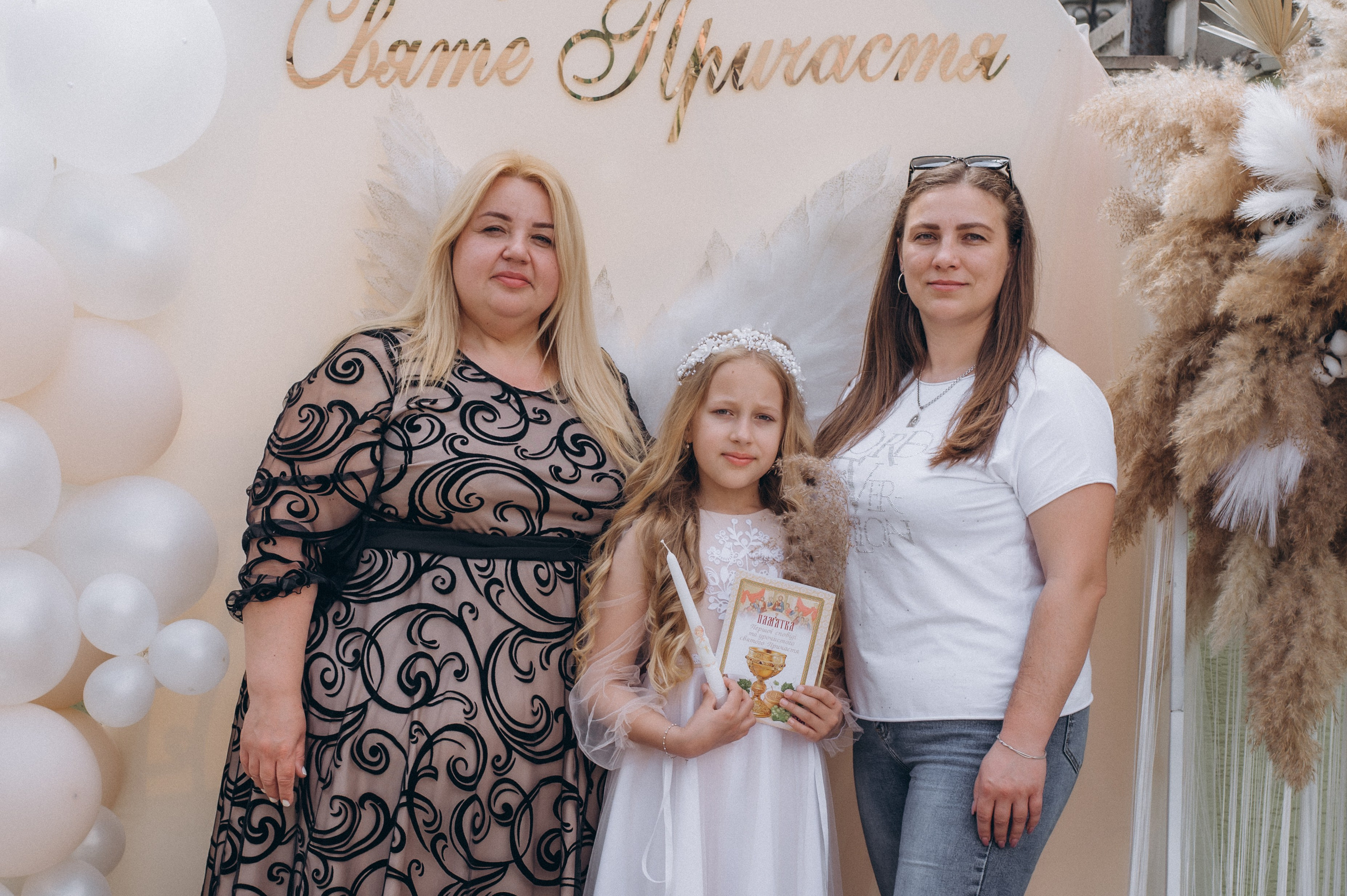 Фотосесія Причастя Тернопіль, зйомка Причастя, фотограф на Причастя Тернопіль, Причастя Львів, Причастя церква Михаїла Тернопіль. Сімейний, дитячий та індивідуальний фотограф в м. Тернопіль, м. Львів