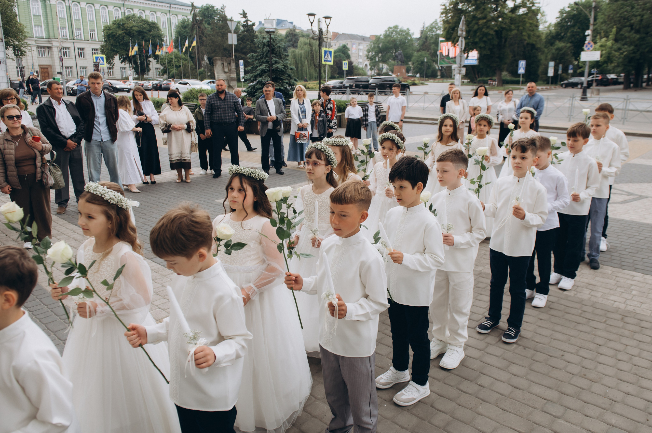 Фотосесія Першого Причастя Тернопіль, фотосесія Причастя Тернопіль, Таїнство Першого Причастя Тернопіль, Катедра Причастя Тернопіль. Сімейний, дитячий та індивідуальний фотограф в м. Тернопіль, м. Львів